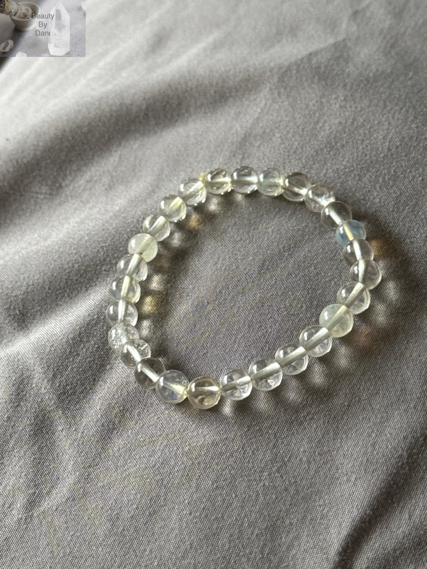 8mm Pineapple Quartz Bracelet