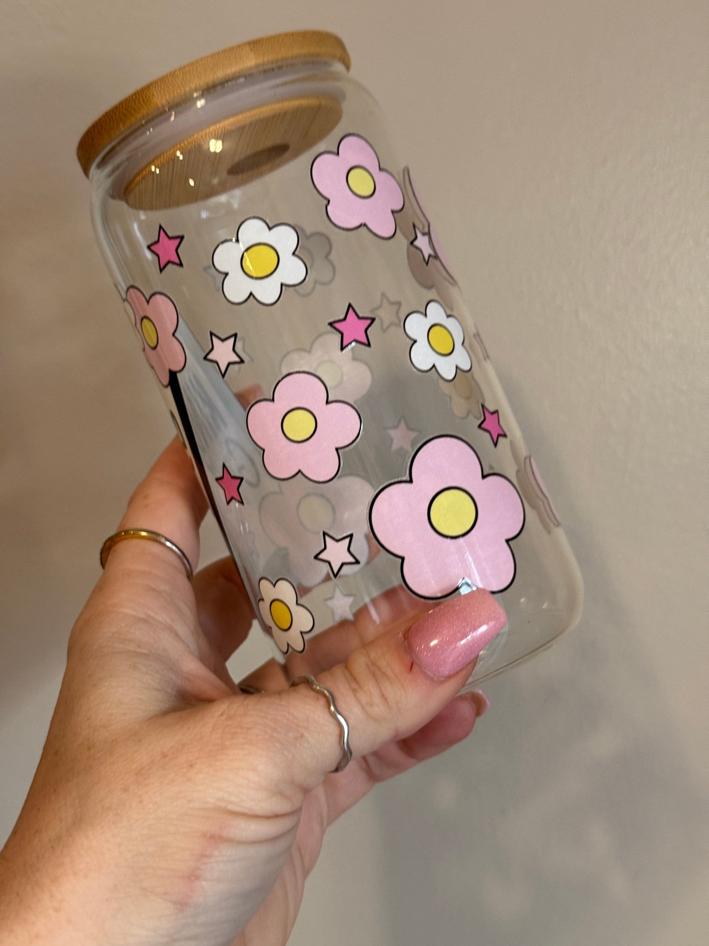 Kindle Girly Glass Cup Soft Pink Daisies Bamboo Lid