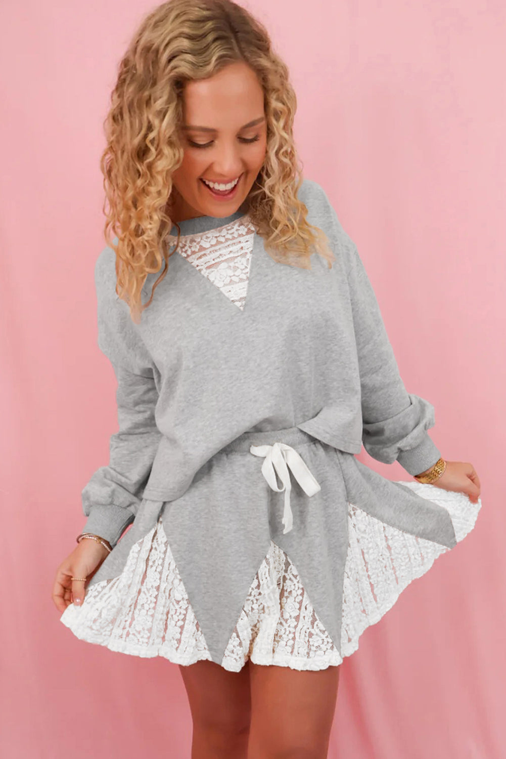 Light Grey Lace Patchwork Pullover Drawstring Skort 2pcs Outfit