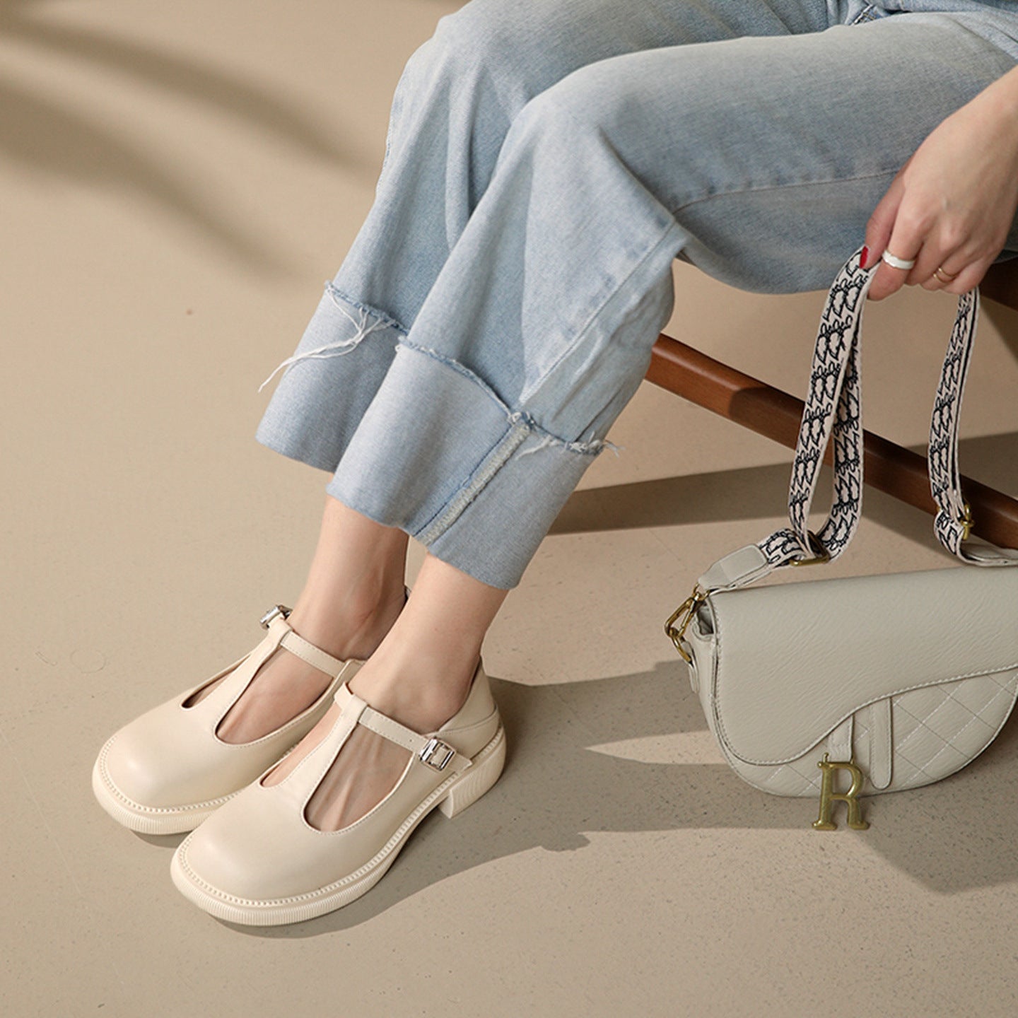 Women’s Shallow-Mouth Mary Jane Shoes Flat Heel PU Upper