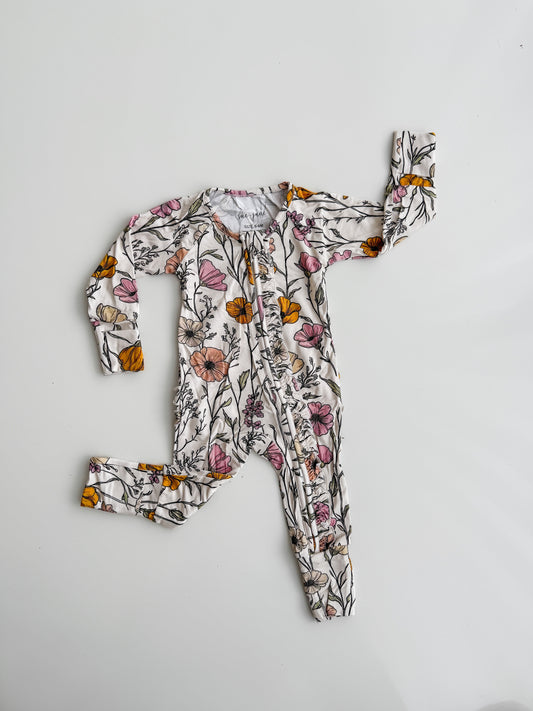 Wild Poppies Ruffle Bamboo Zippy