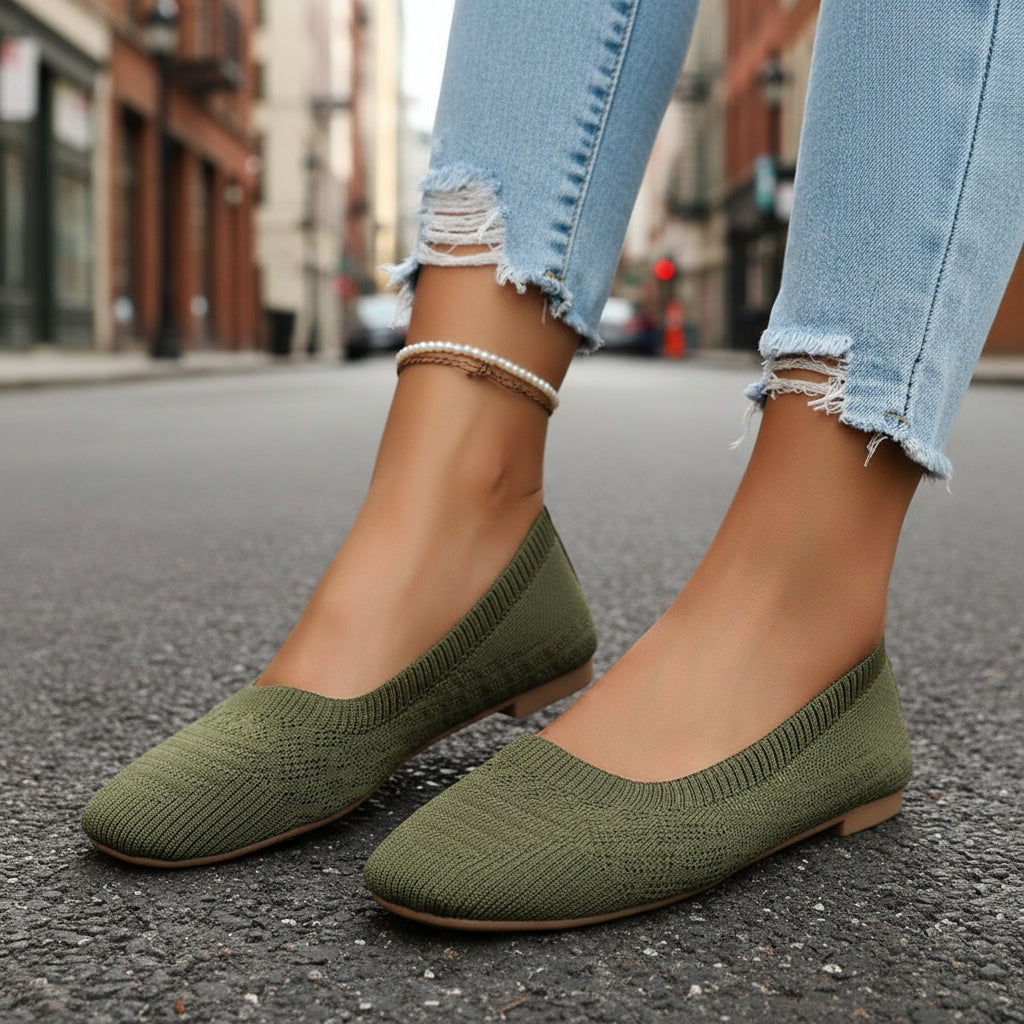 Knitted Plus Size Breathable One-Pedal Shoes Women’s Flying Woven