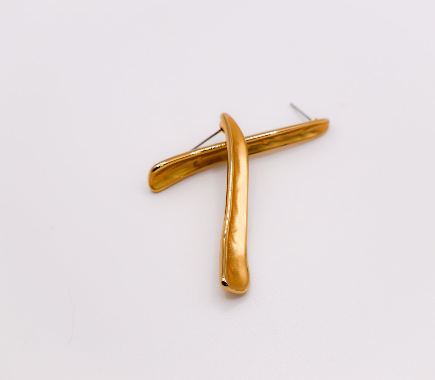 Gilded Bar Minimalist Gold Stud Earrings Le Reussi