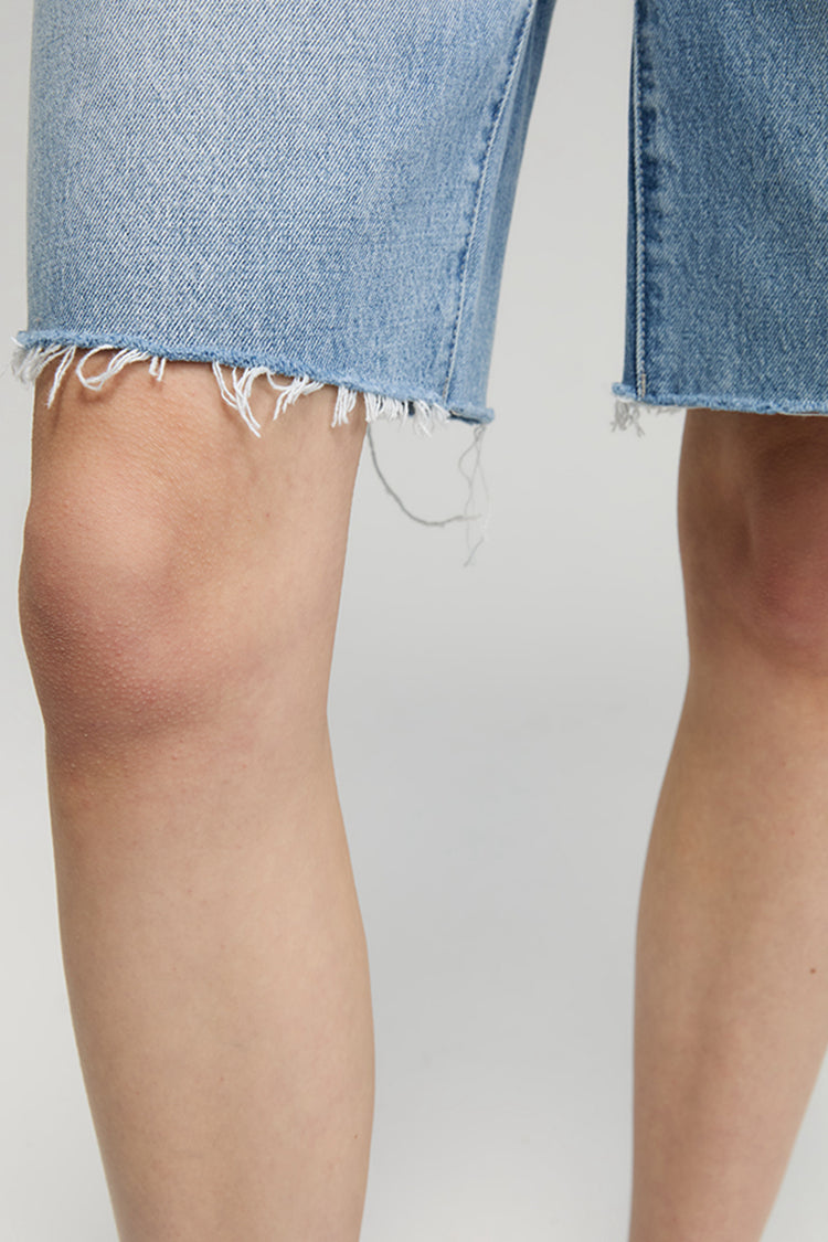 Coastal Breeze High-Rise Bermuda Shorts Denim HJ807