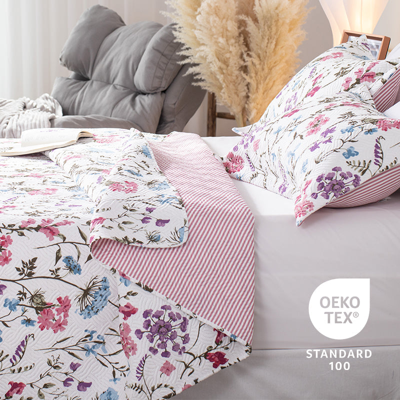 Floral Lightweight Reversible Quilt Set Kasentex