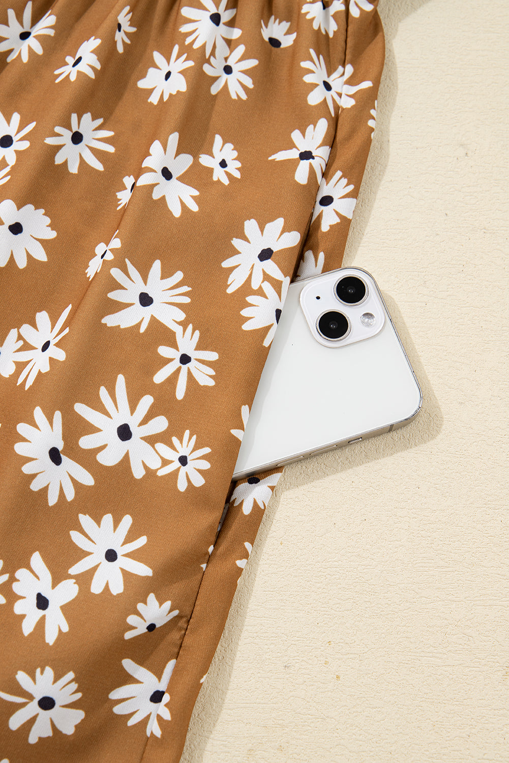 Khaki Plus Size Daisy Floral Print Puff Sleeve Dress