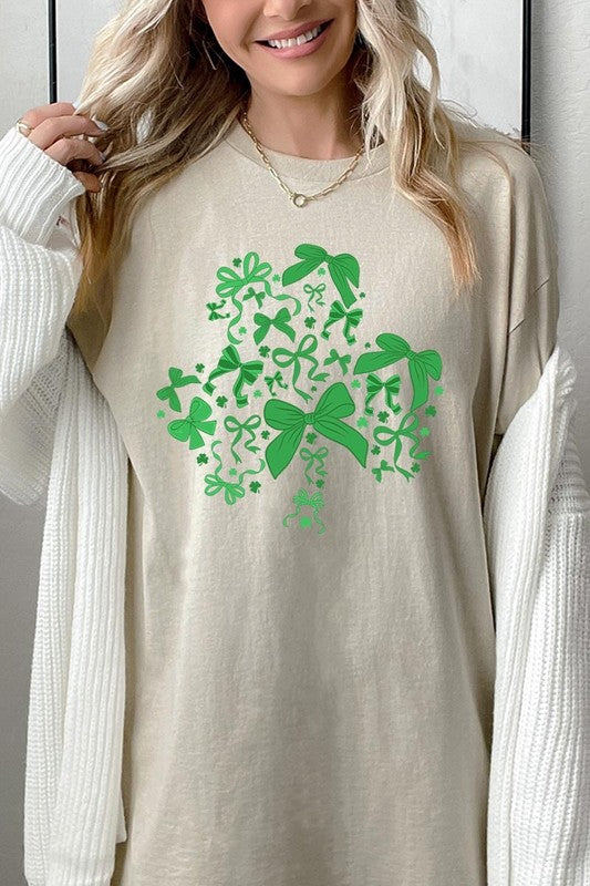 Shamrock Coquette Bow Graphic Plus Heavy Cotton T