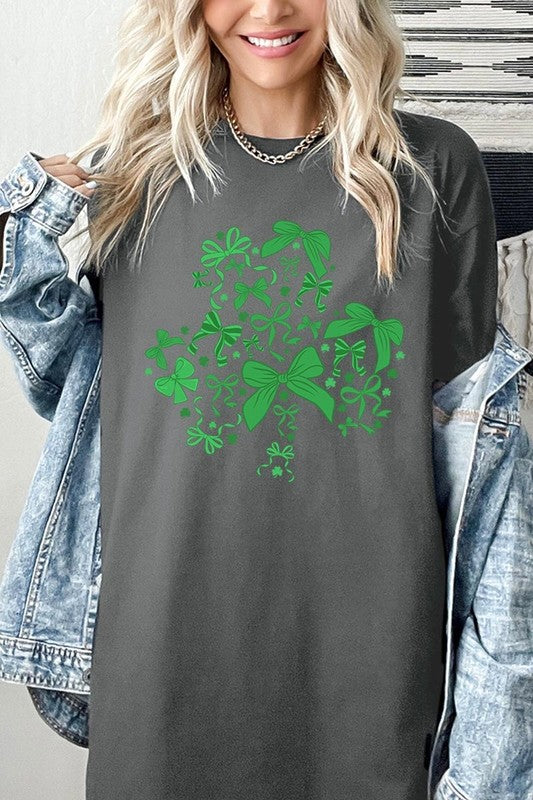 Shamrock Coquette Bow Graphic Plus Heavy Cotton T