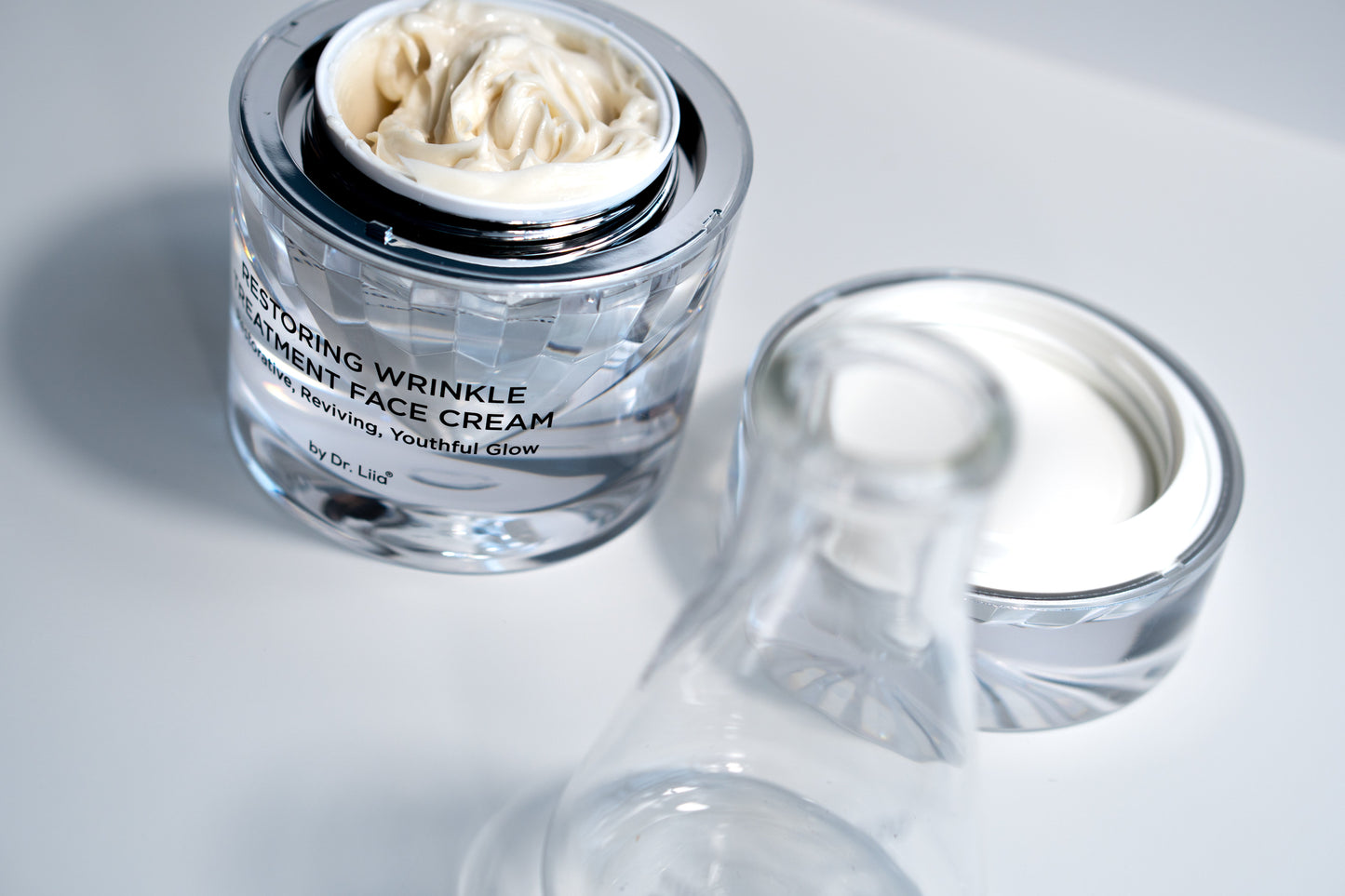 Restoring Wrinkle Treatment Face Cream - Lifting and Firming
