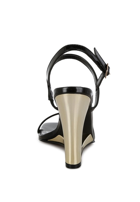 Fantasy Cut-Out Wedge Heel Sandals Patent Faux Leather Ladra