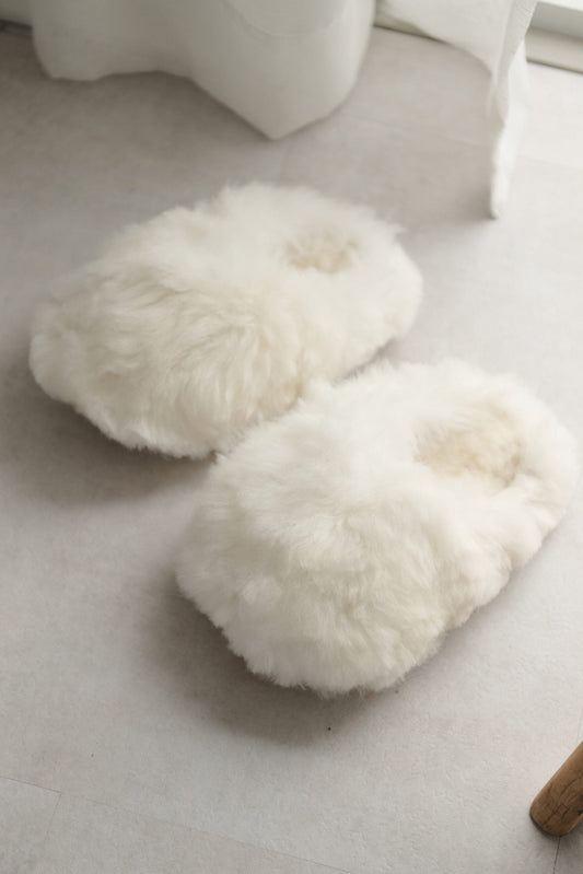 Genuine Alpaca Soft Alpuffas Slippers