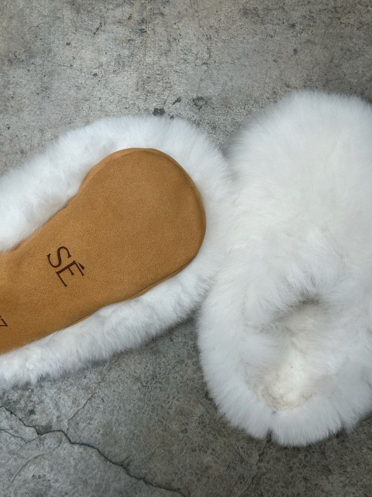 Genuine Alpaca Soft Alpuffas Slippers
