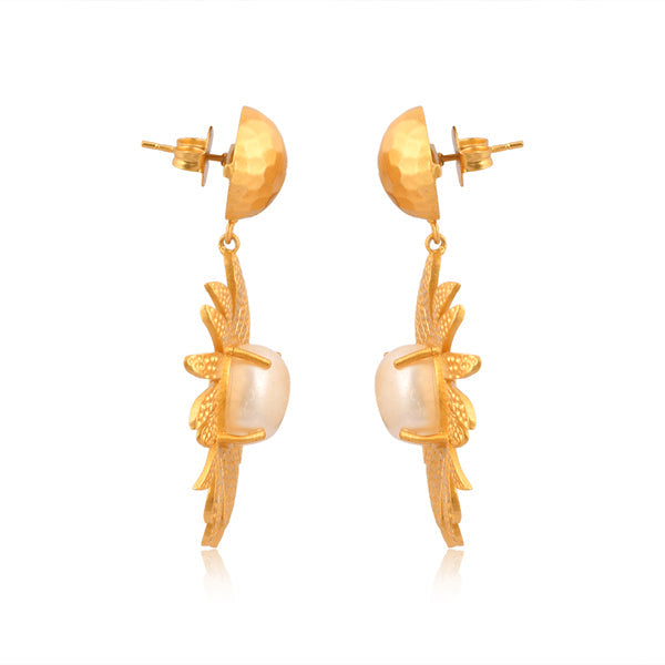 Anemone's Charm Drop Earrings - Pearl