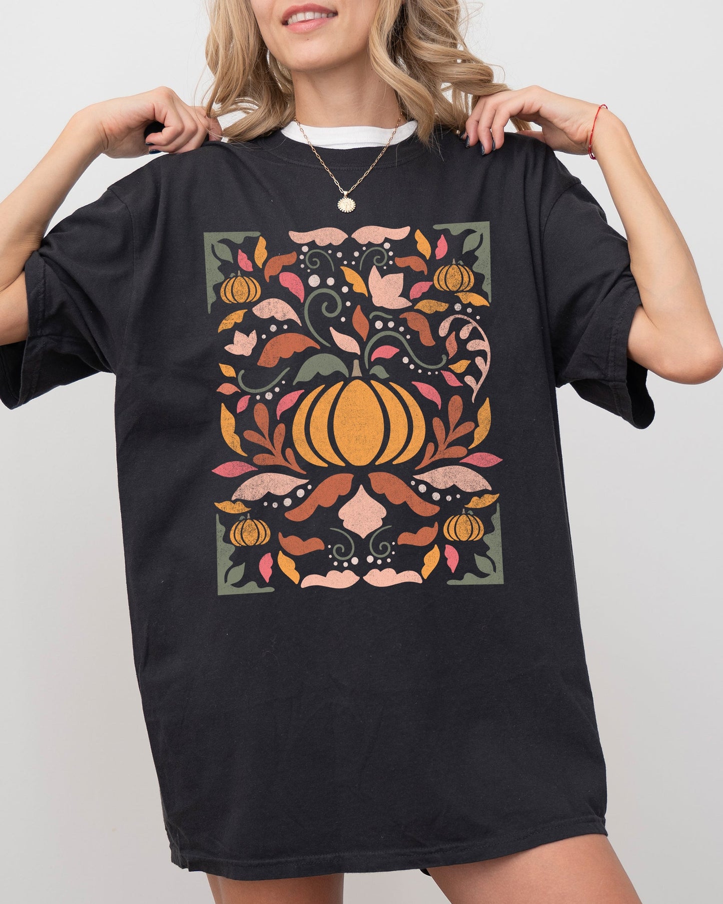 Autumn Folk Art Pumpkins, Simplicity, Fall, Thanksgiving, Halloween Shirt Comfort Colors T-Shirt