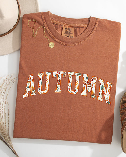 Autumn, Varsity, Fall, Collegiate, Retro, Vintage, Halloween Shirt Comfort Colors T-Shirt