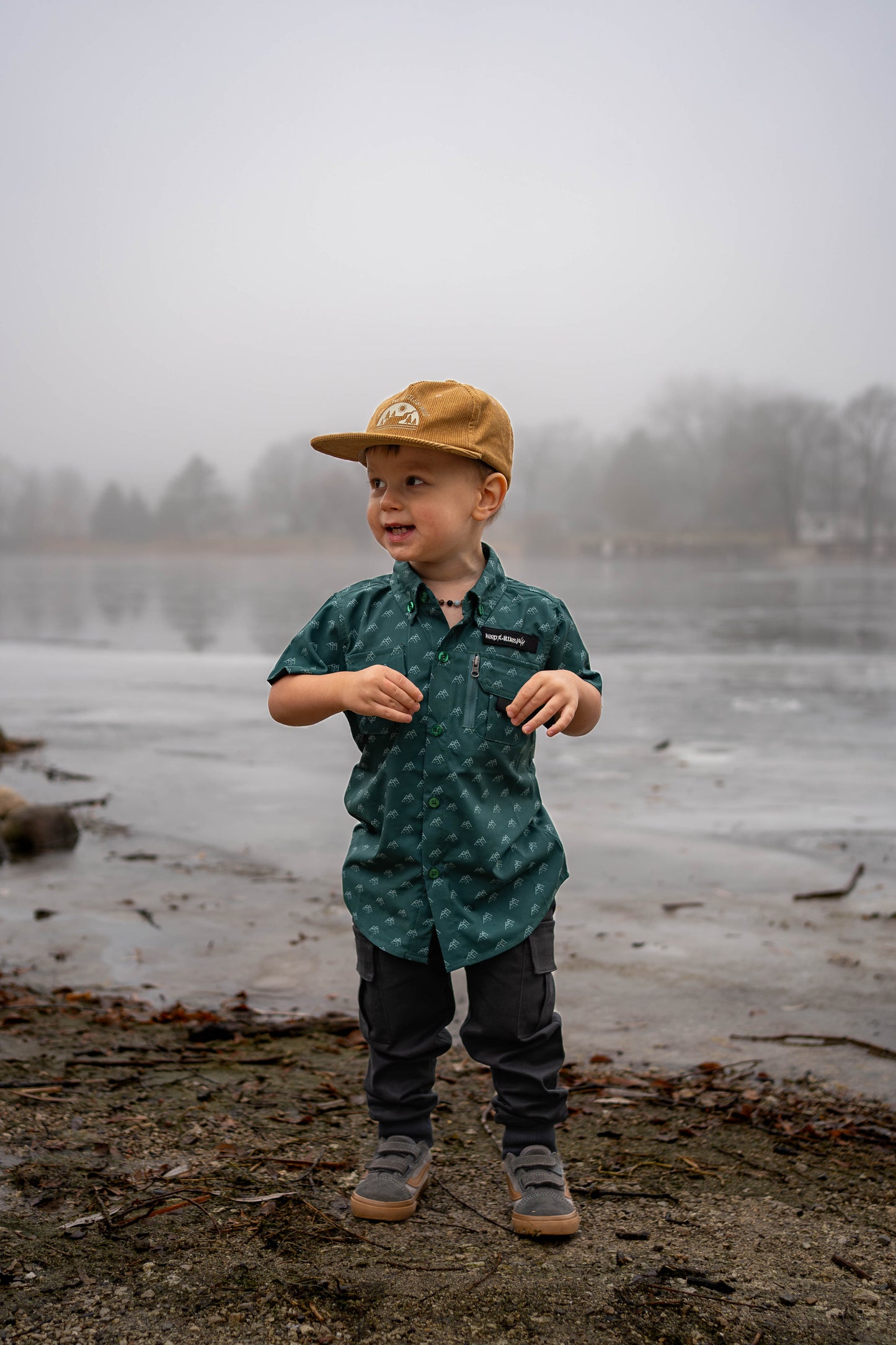 Fishing Shirt Green Mountains Button Up