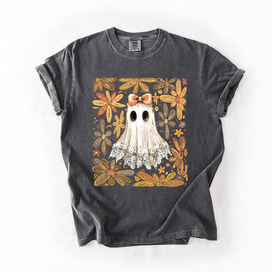 Beautiful Halloween, Flowers, Coquette Ghost, Comfort Colors T-Shirt