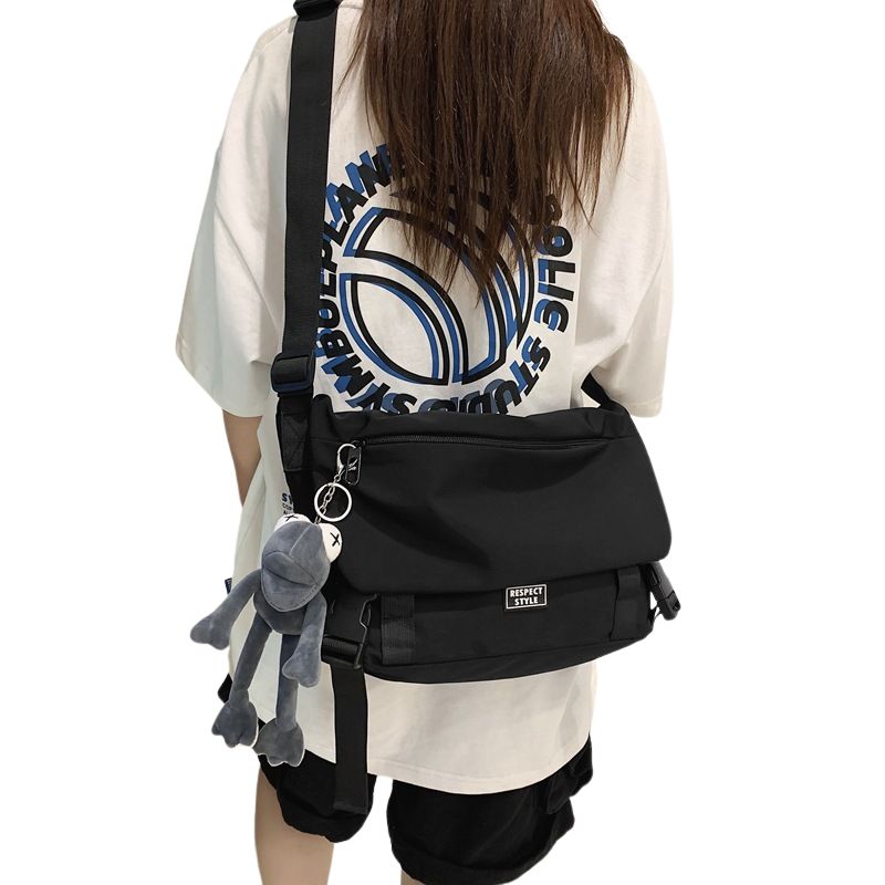 Black Medium Messenger Bag