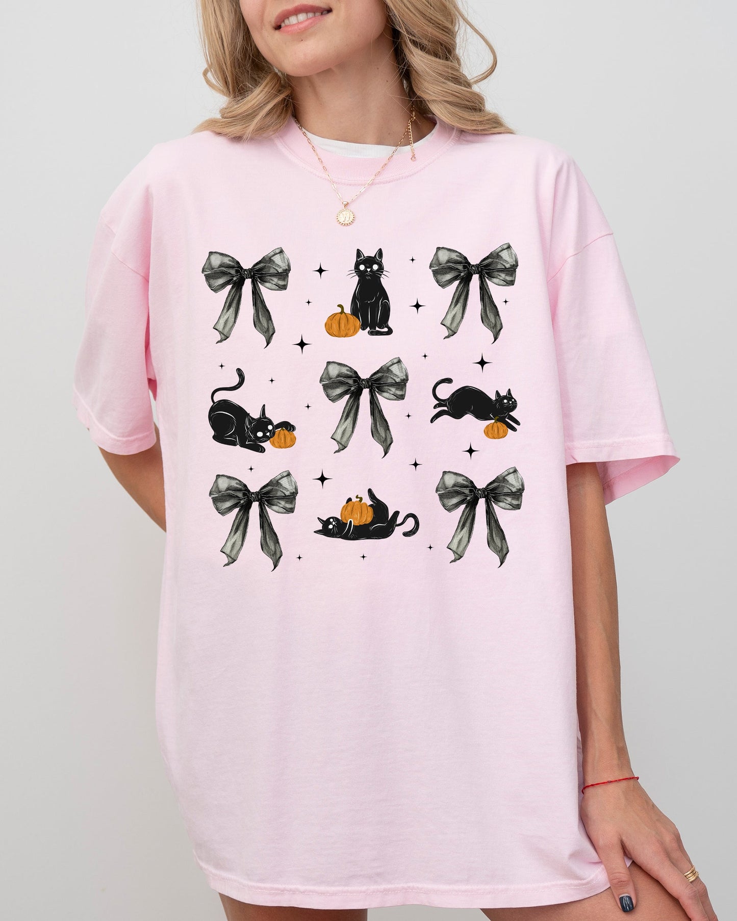 Black Cat Coquette Ribbons and Bows Cute Girly Fall Shirt Comfort Colors T-Shirt