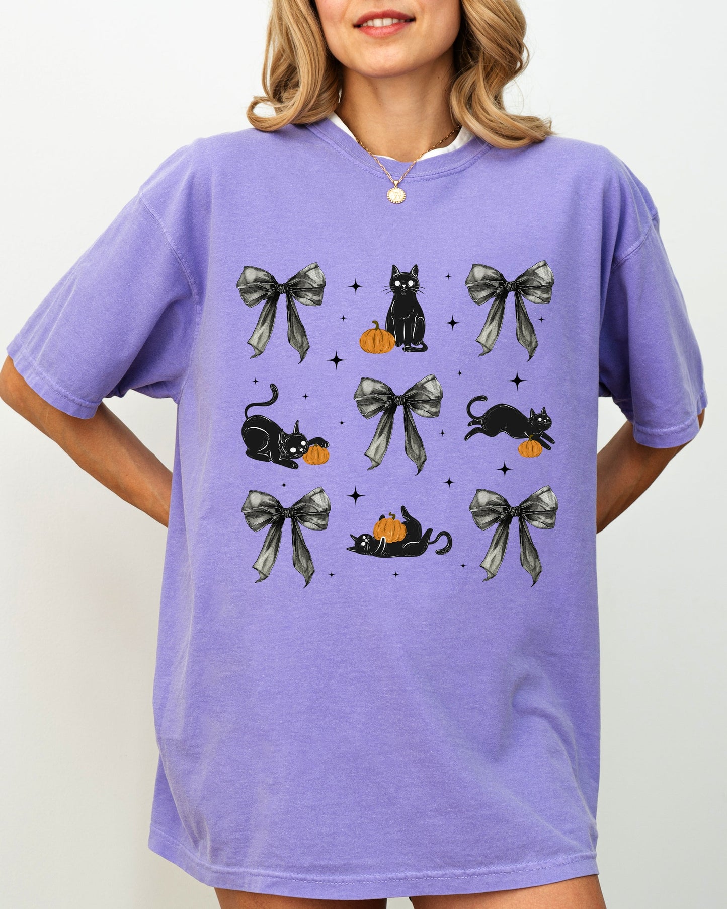 Black Cat Coquette Ribbons and Bows Cute Girly Fall Shirt Comfort Colors T-Shirt