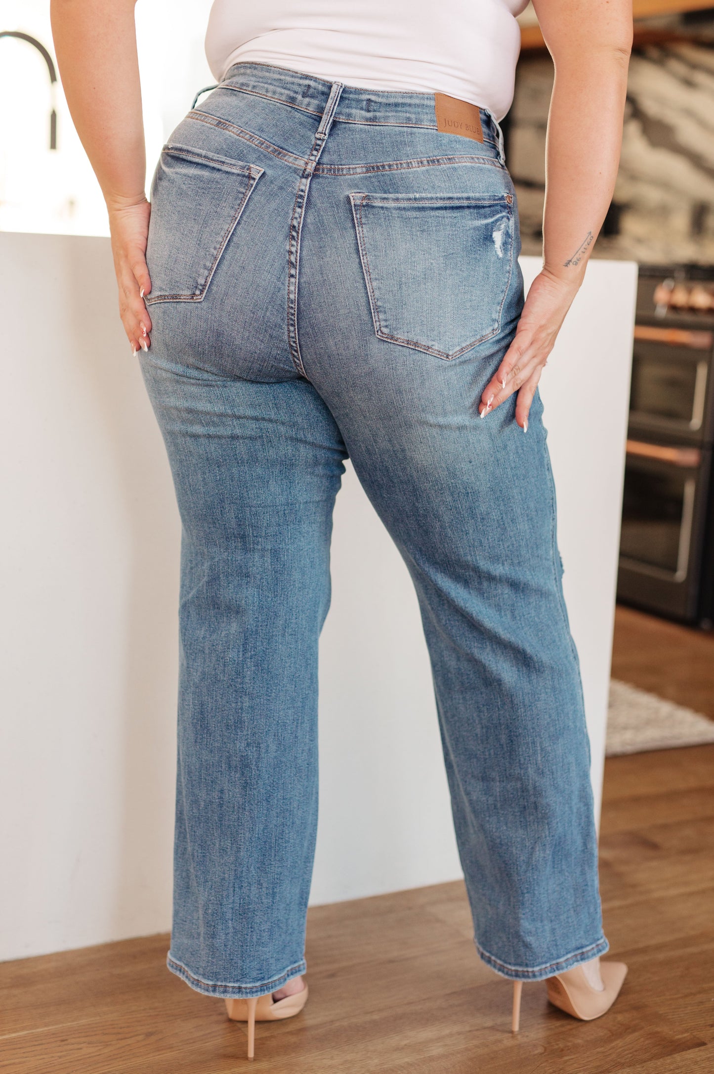 High Rise Control Top Distressed Straight Jeans Judy Blue