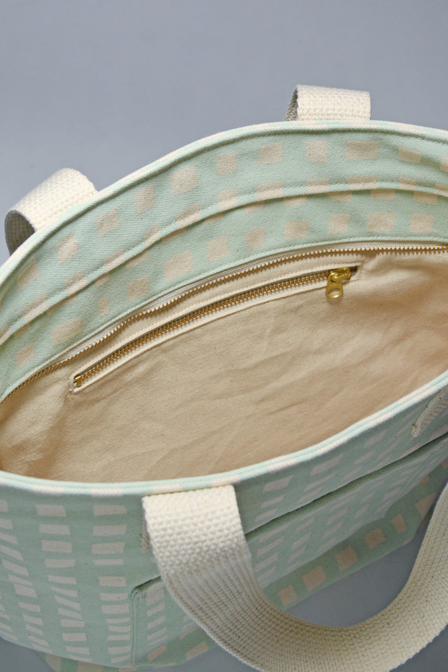 Grid Carry All Zip Top Tote Bag