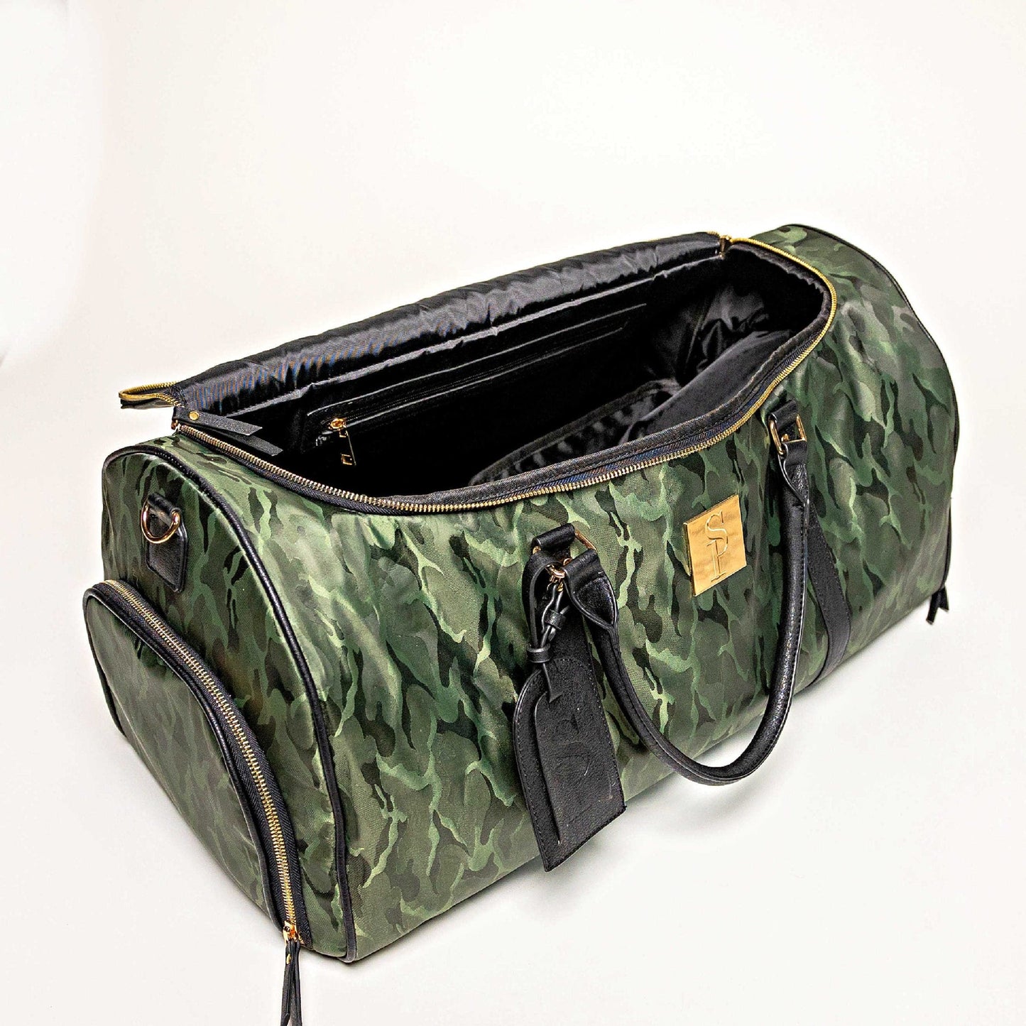 Green Camo Weekender Duffel Bag TSA-Approved Carry-On Sole Premise