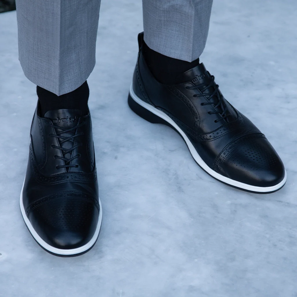 The Cap-Toe (Onyx)