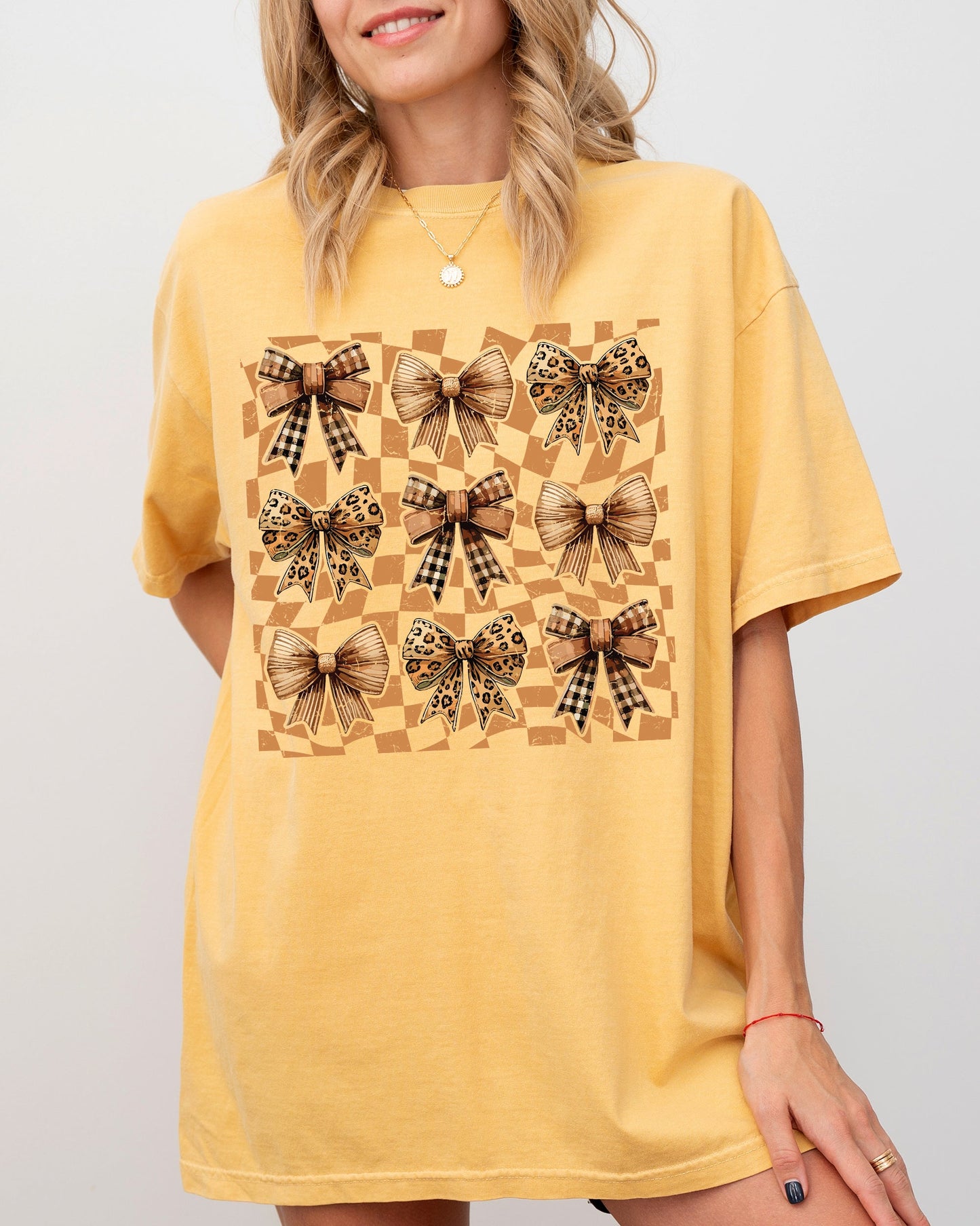 Checkered Autumn Coquette Bows and Ribbons Retro Fall Shirt Comfort Colors T-Shirt