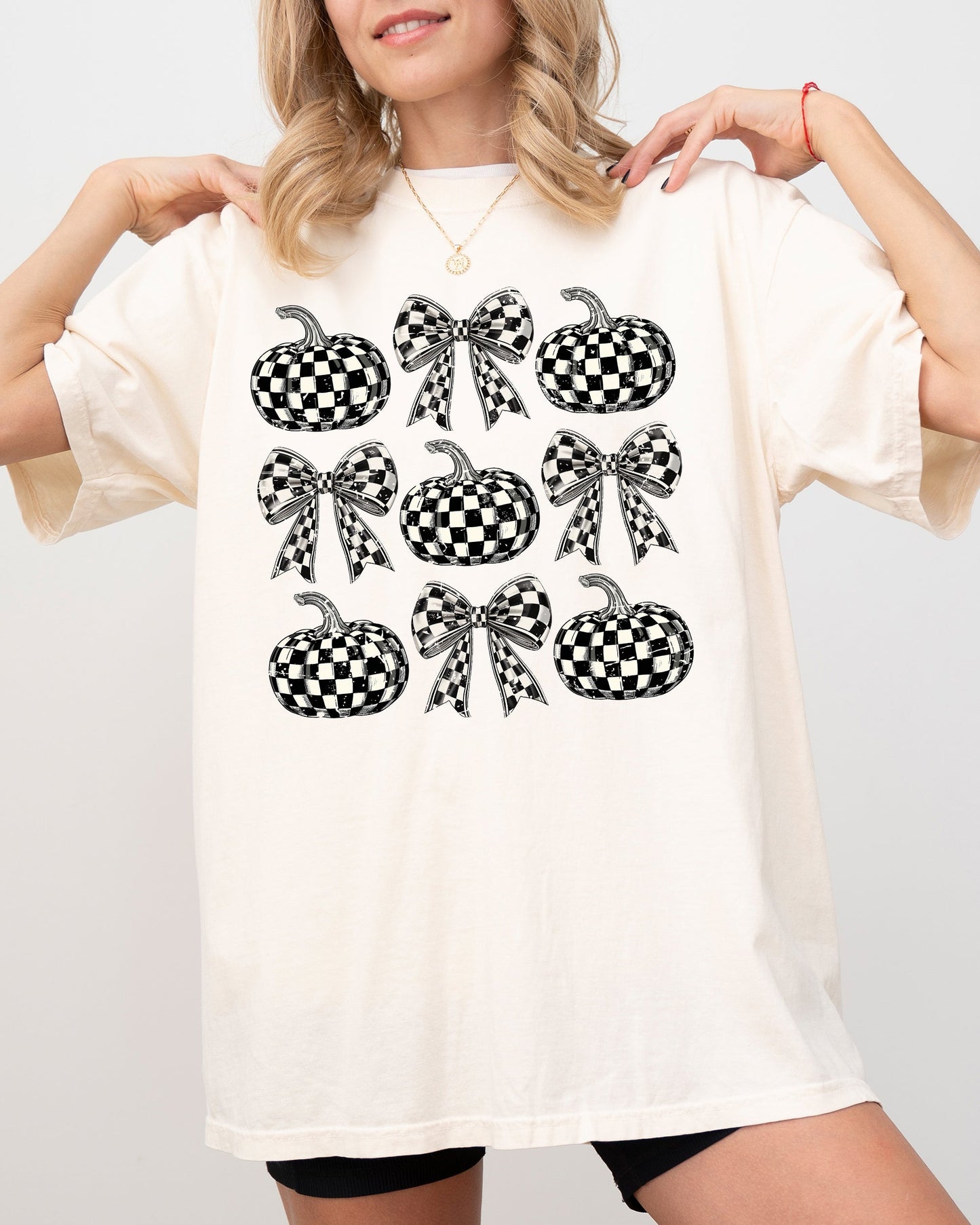 Checkered Retro Pumpkins Comfort Colors T-Shirt Autumn Fall Shirt