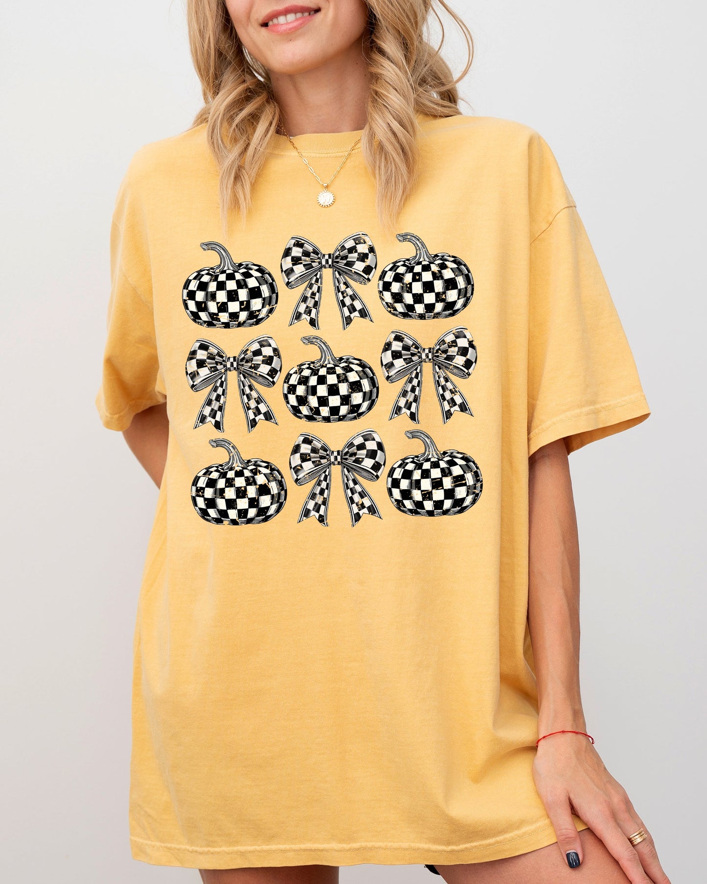 Checkered Retro Pumpkins Comfort Colors T-Shirt Autumn Fall Shirt