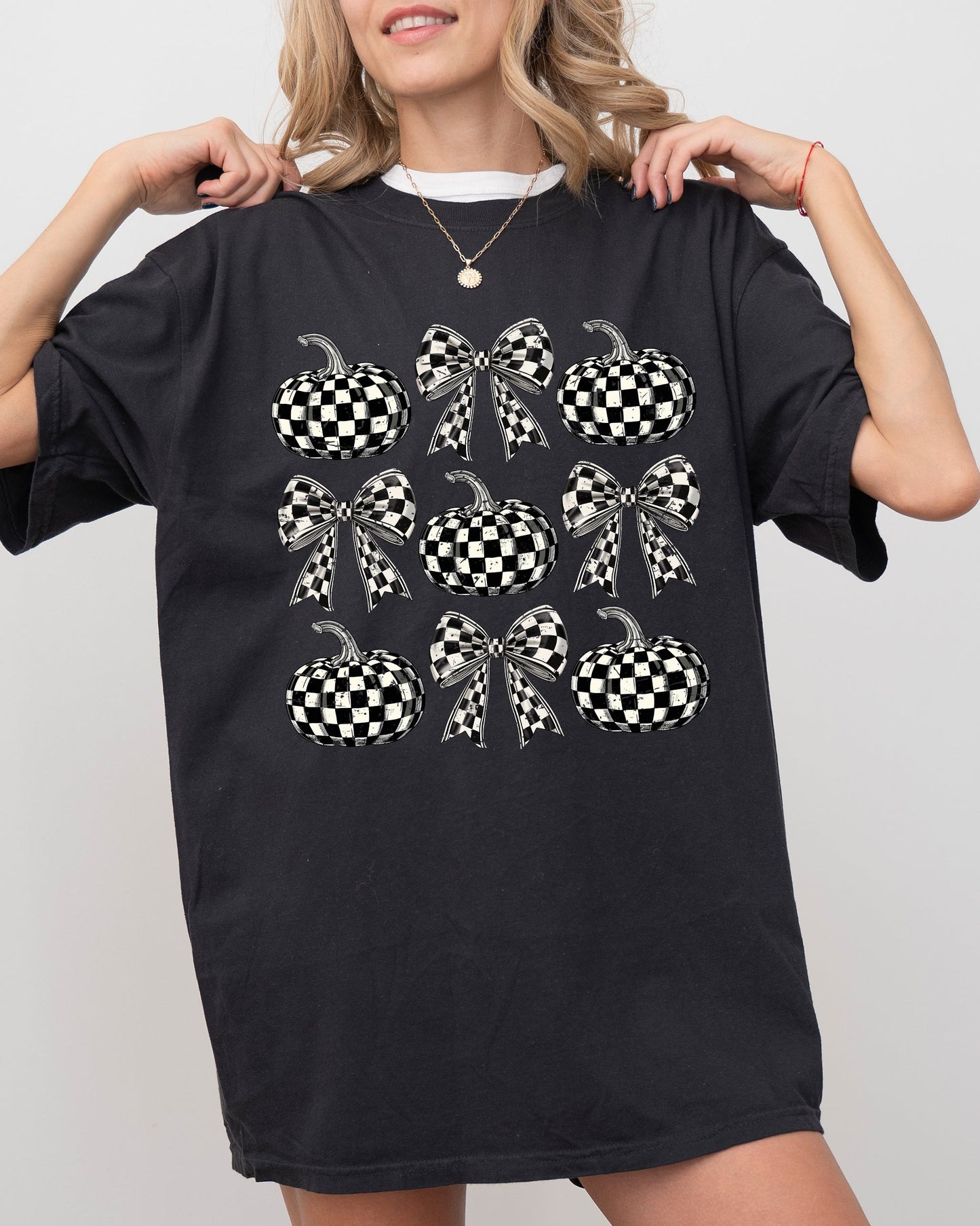 Checkered Retro Pumpkins Comfort Colors T-Shirt Autumn Fall Shirt