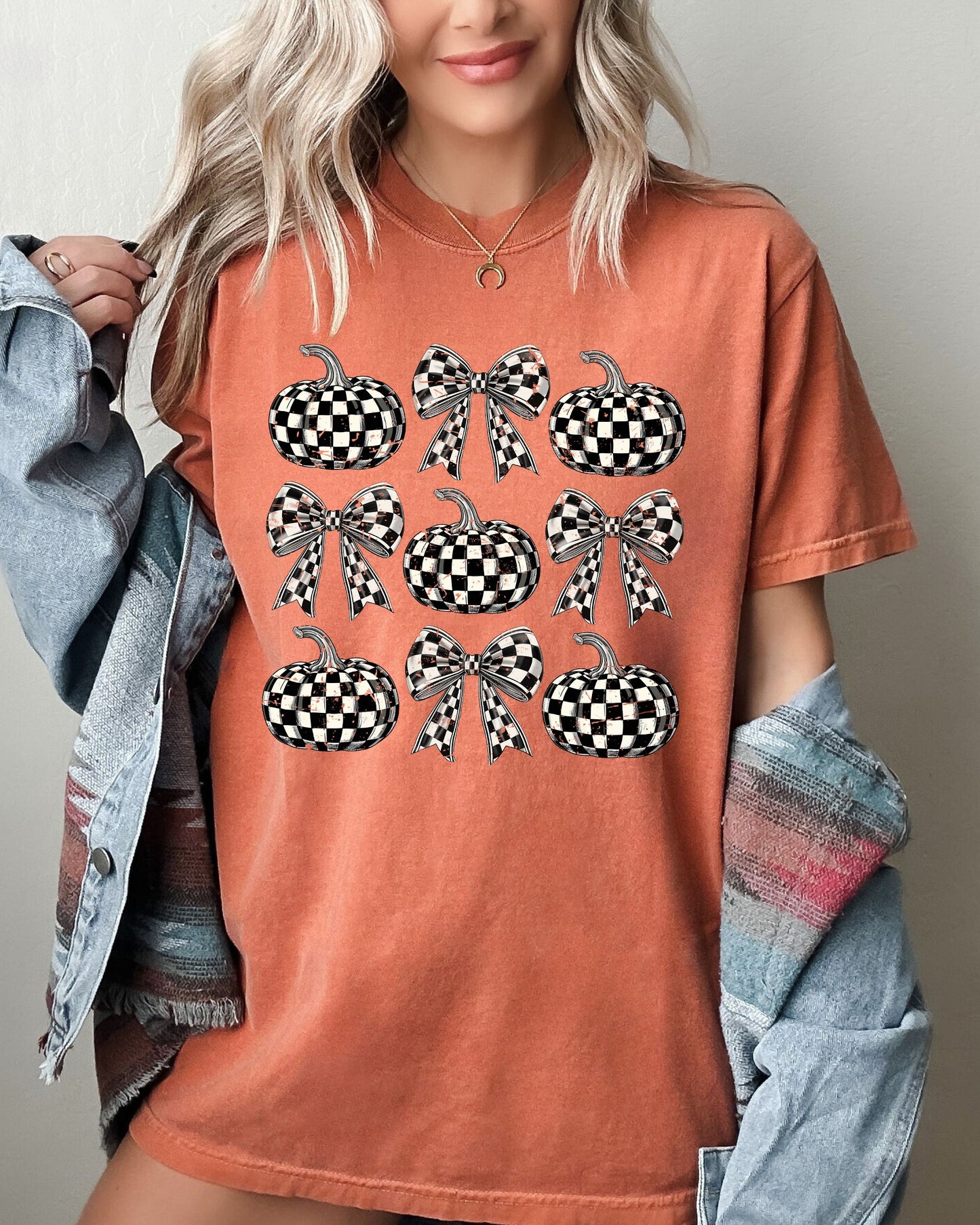 Checkered Retro Pumpkins Comfort Colors T-Shirt Autumn Fall Shirt
