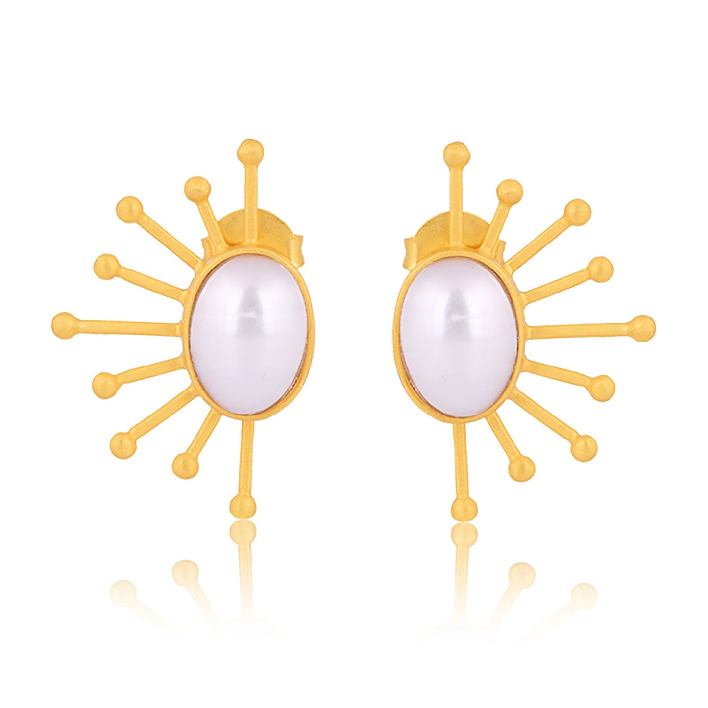 Ray of Sunshine Stud Earrings - Pearl