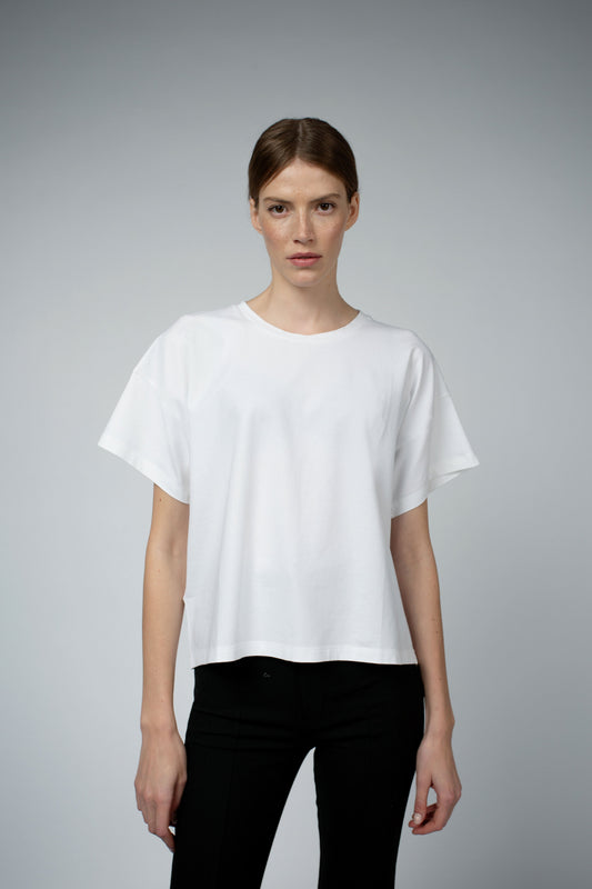 BEVIN ORGANIC COTTON BOYFRIEND T-SHIRT IN WHITE