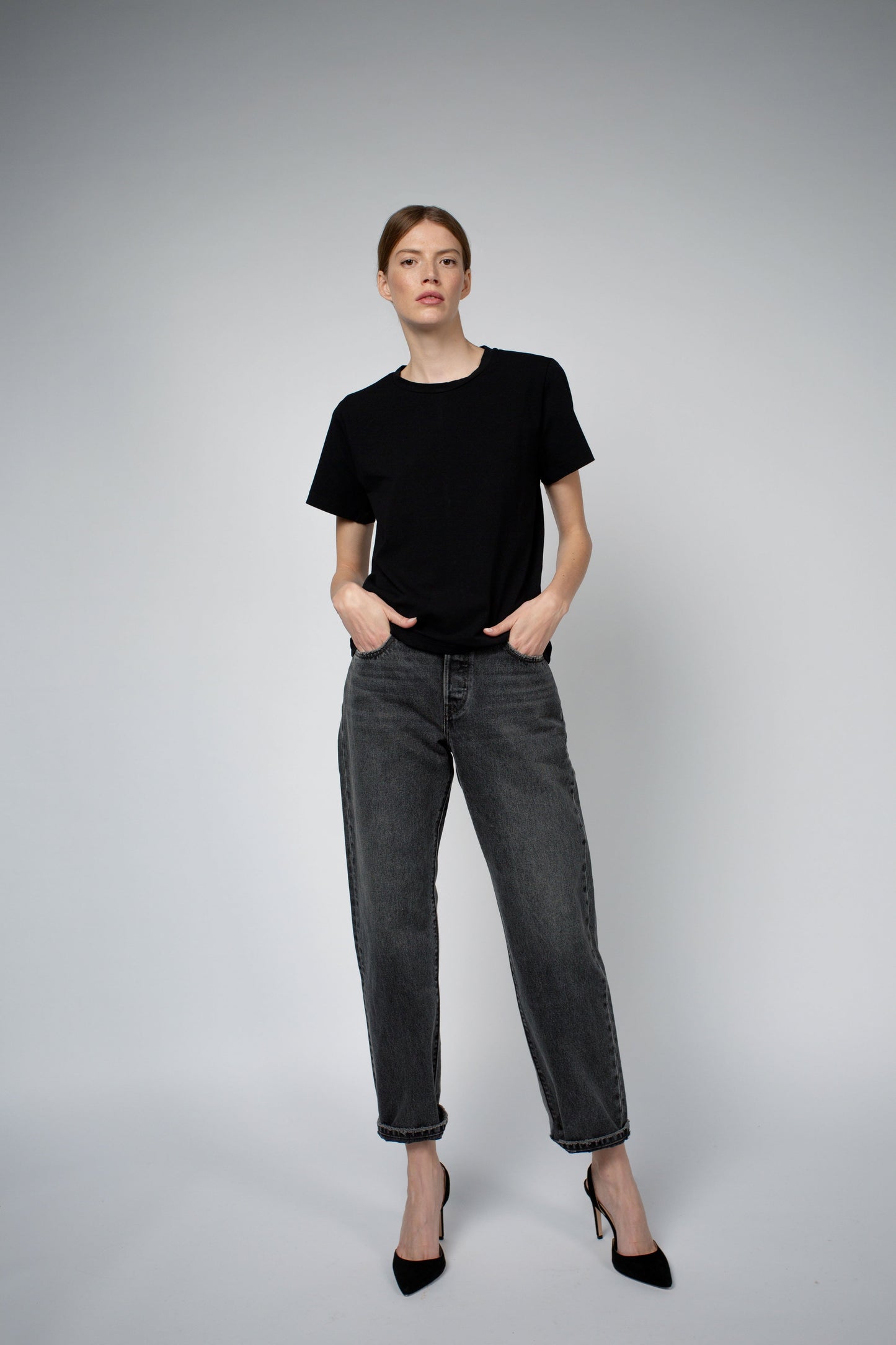 ADRY ORGANIC COTTON CREW NECK T-SHIRT IN BLACK