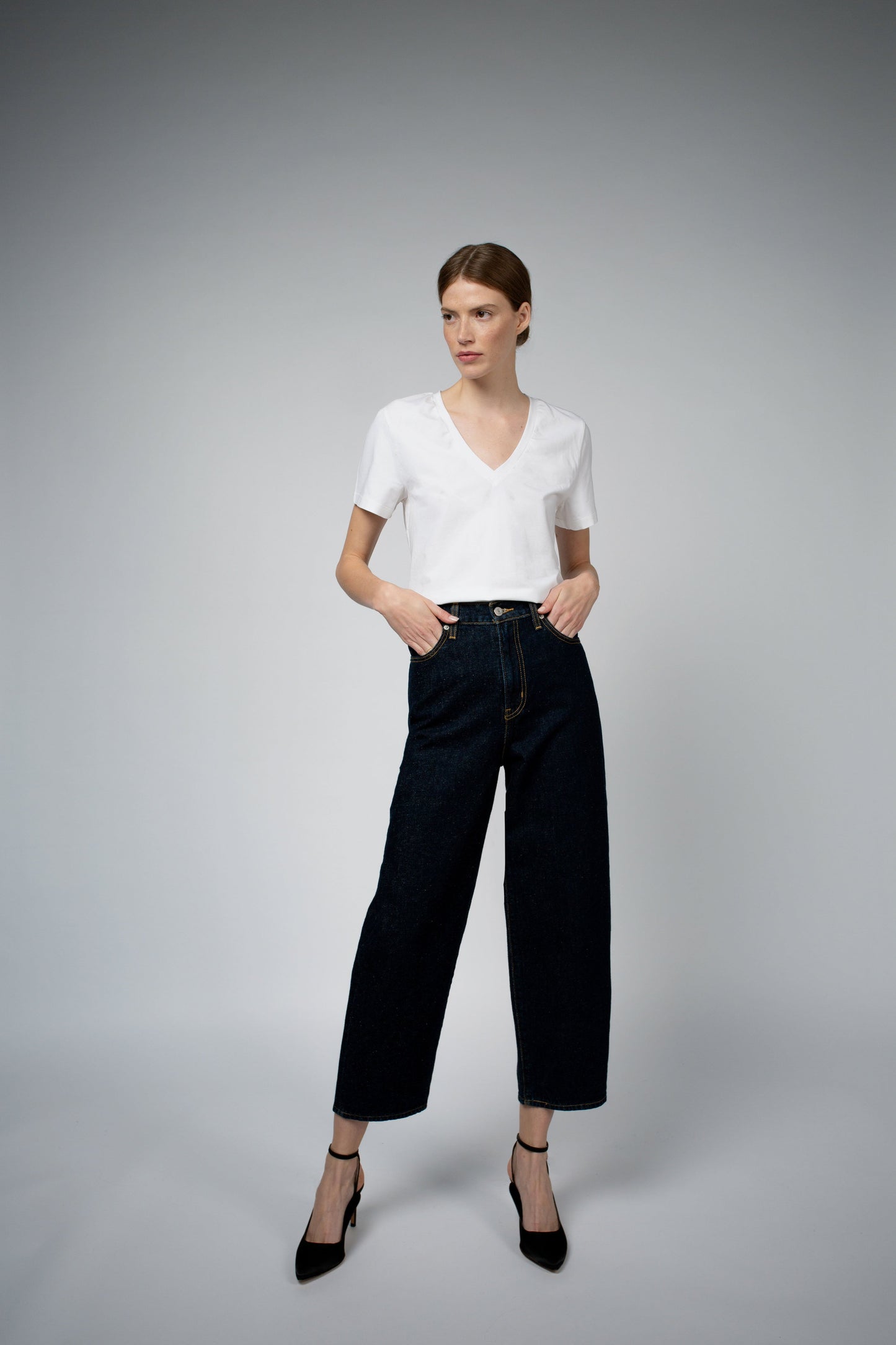 NORA ORGANIC COTTON V-NECK BODYSUIT IN WHITE