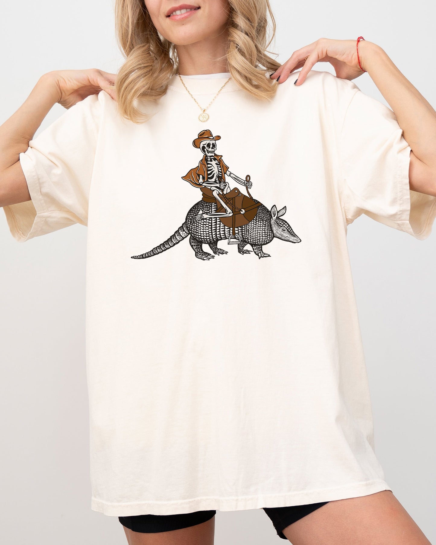 Cowboy Skeleton Armadillo Halloween Shirt Comfort Colors T-Shirt