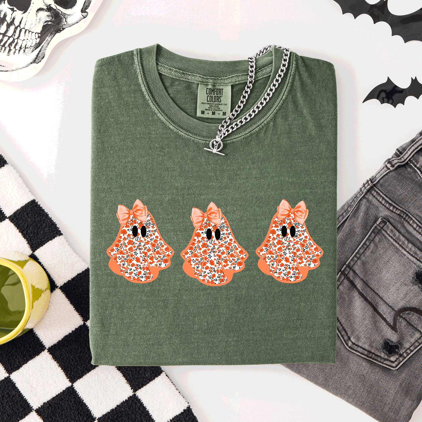 Cute Halloween Ghosts Pattern Comfort Colors T-Shirt Coquette