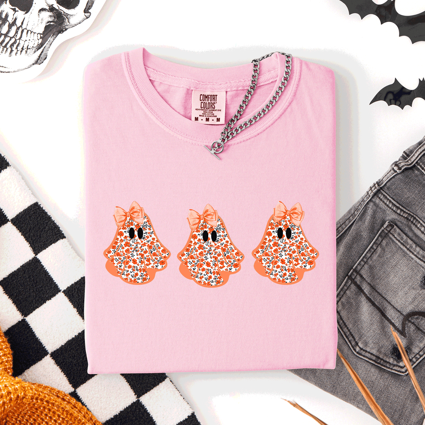 Cute Halloween Ghosts Pattern Comfort Colors T-Shirt Coquette