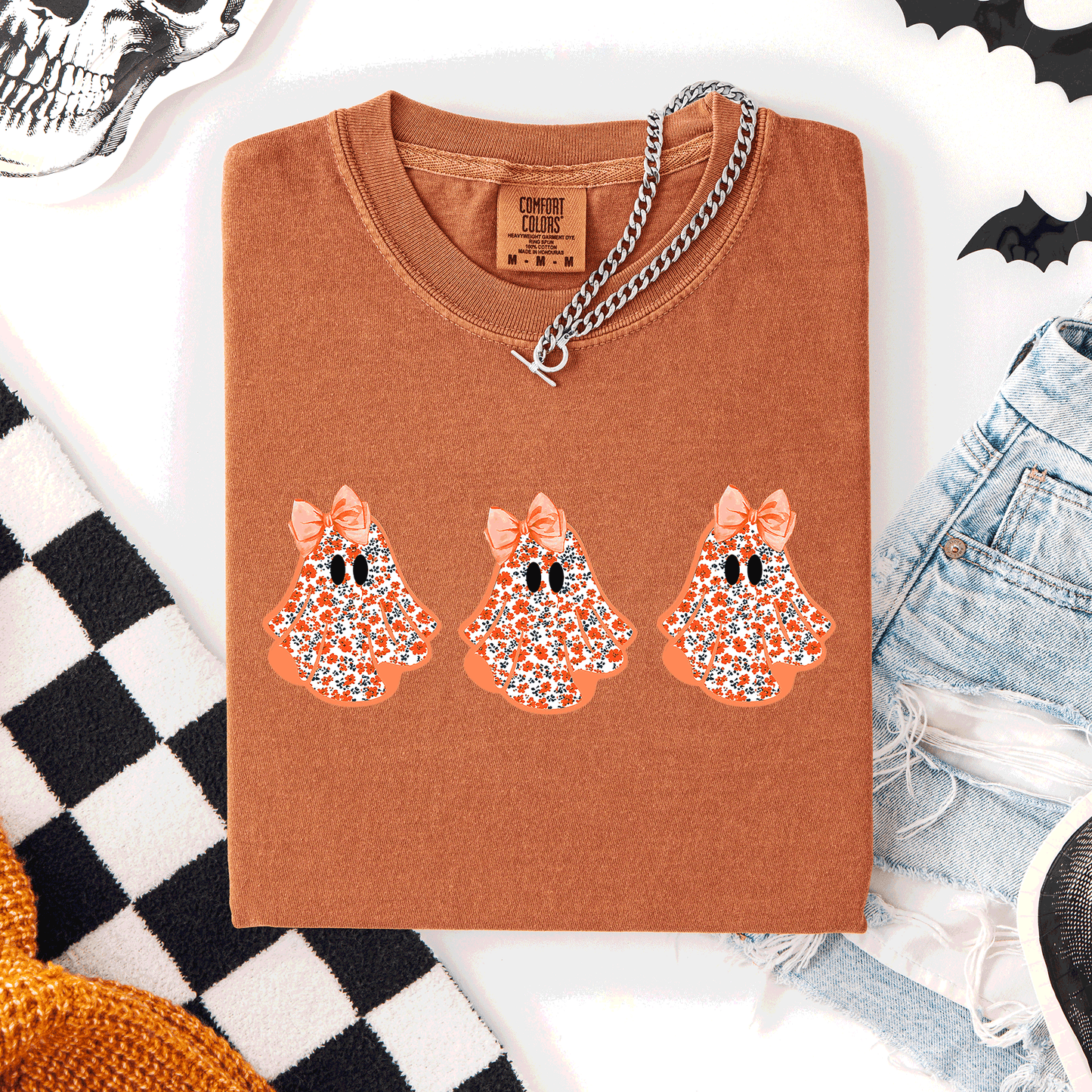 Cute Halloween Ghosts Pattern Comfort Colors T-Shirt Coquette