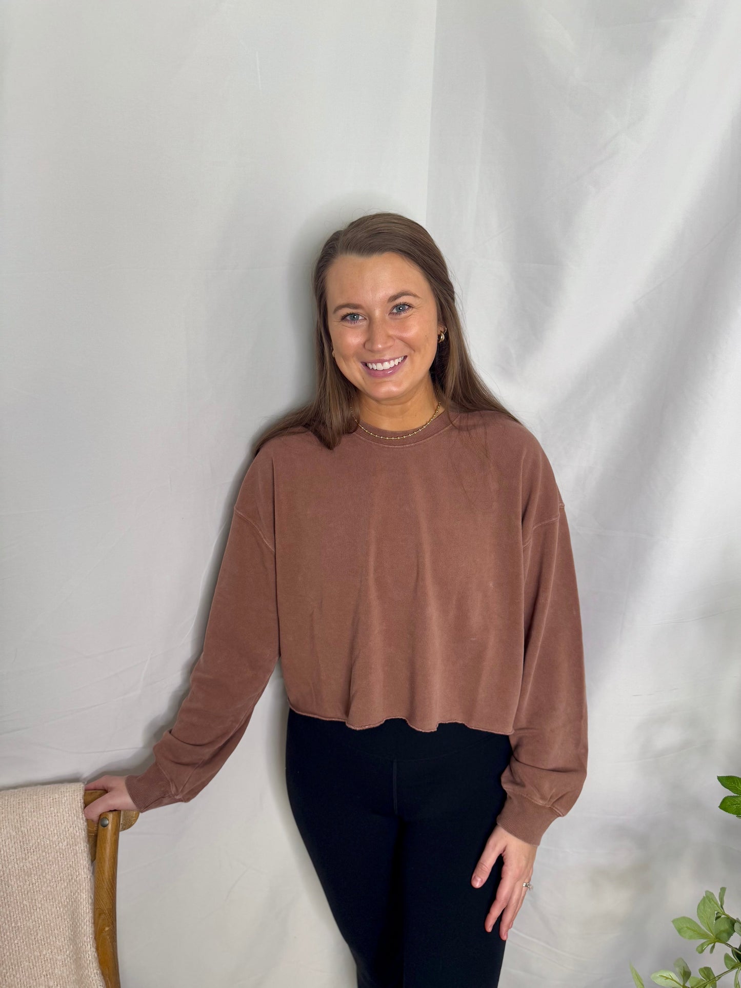 Double Zero Cropped Pullover Sweatshirt The Double Zero