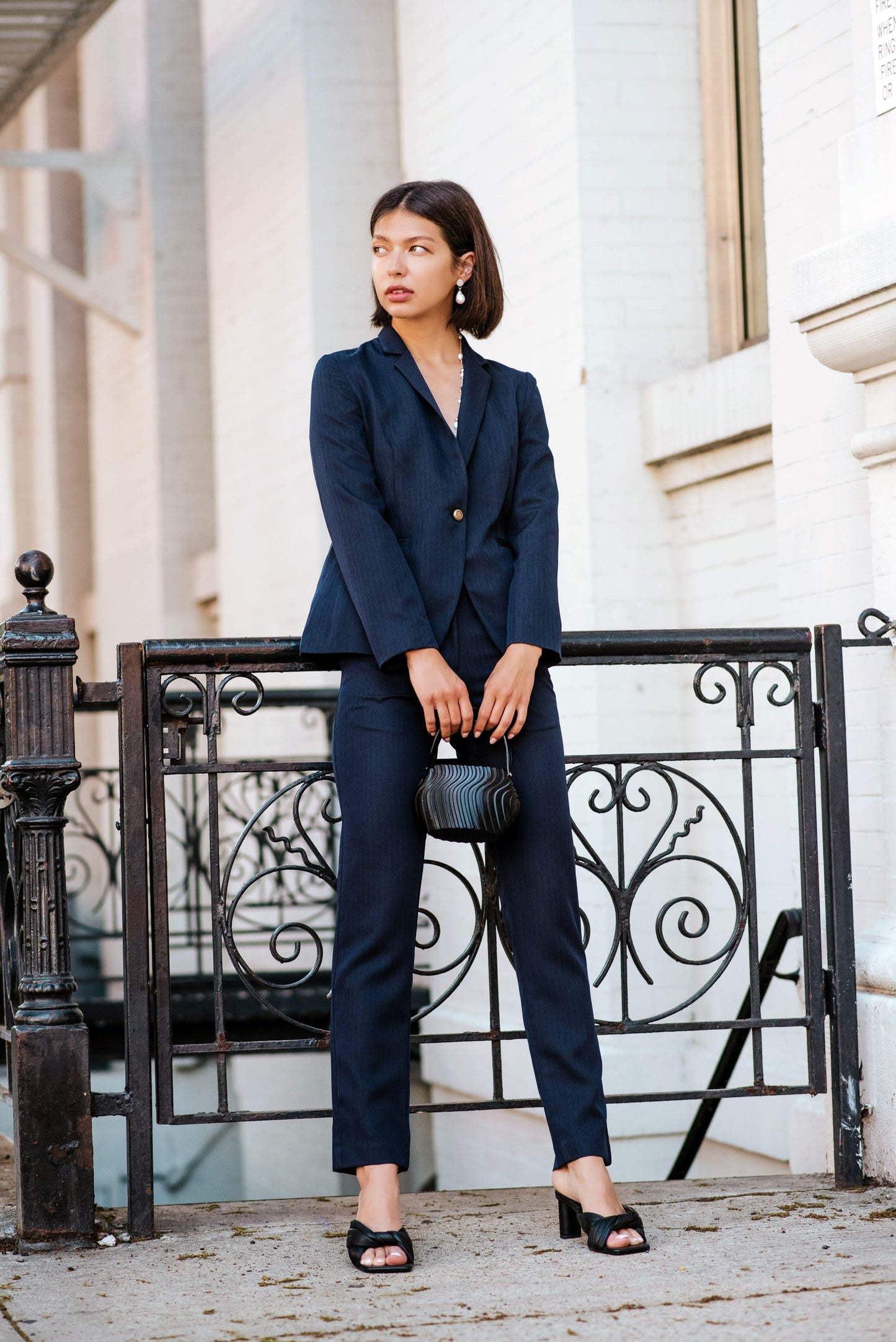 Navy Peak-Lapels Single-Breasted Wool Blazer Women’s Tailored Jacket