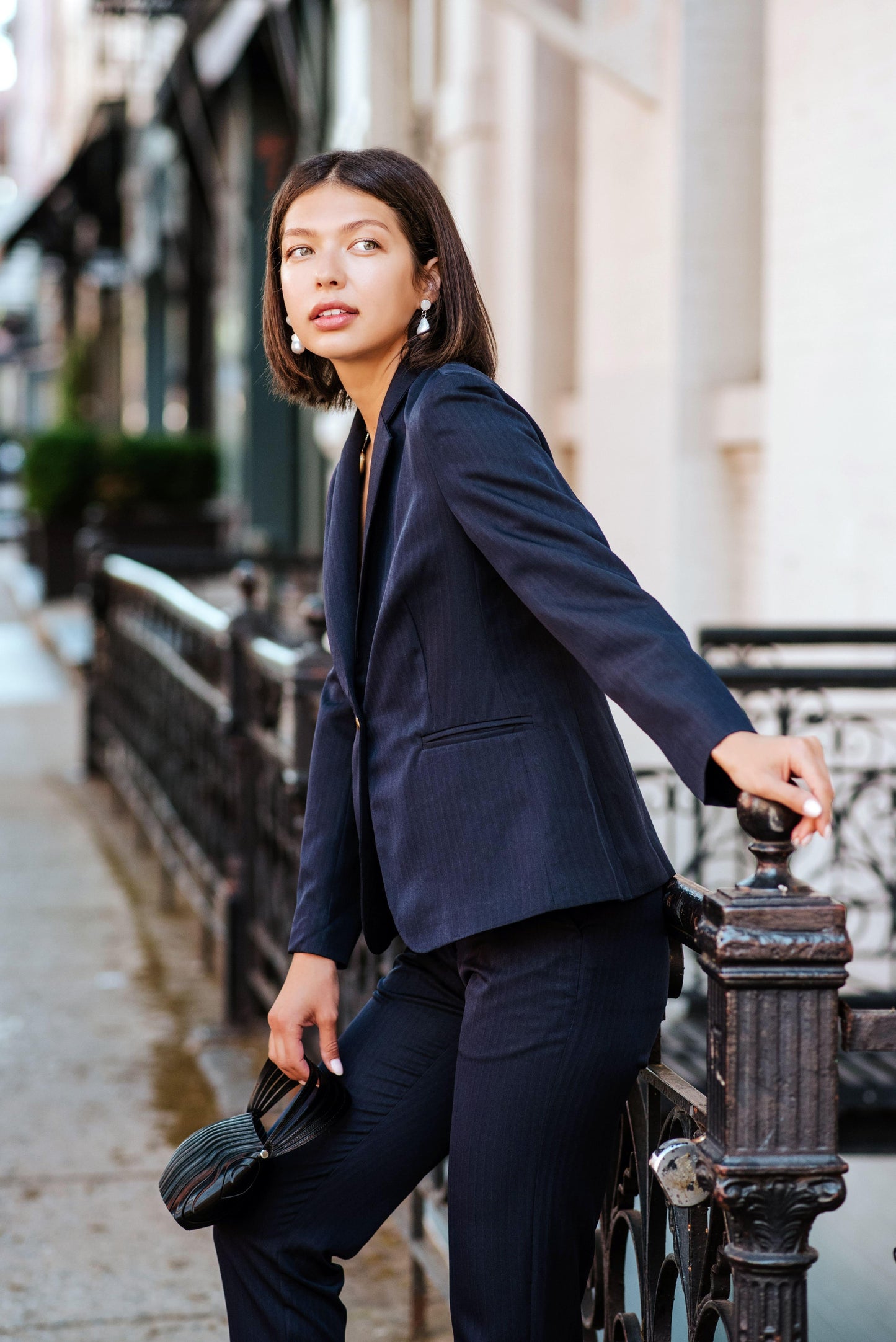 Navy Peak-Lapels Single-Breasted Wool Blazer Women’s Tailored Jacket