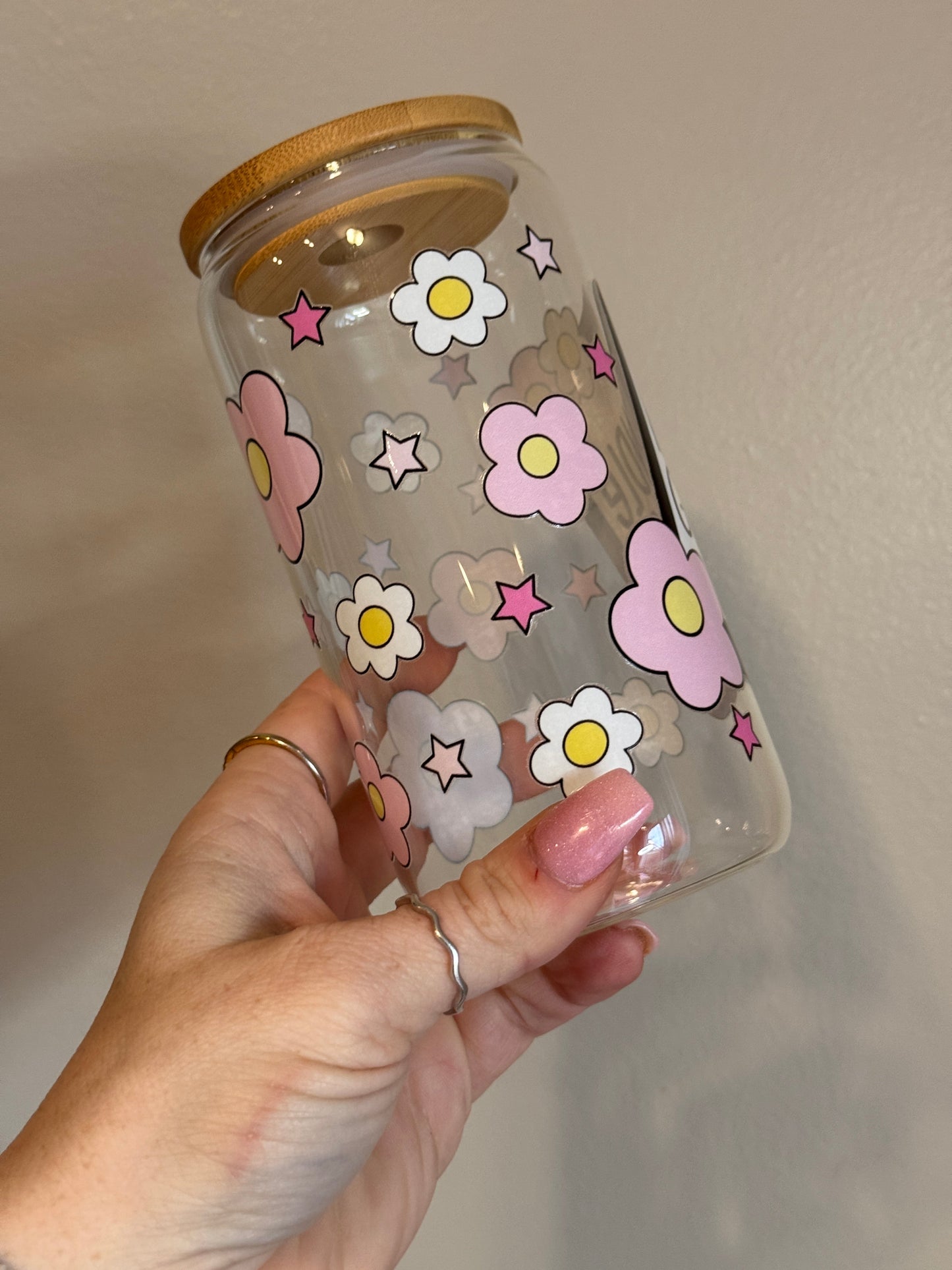 Kindle Girly Glass Cup Soft Pink Daisies Bamboo Lid