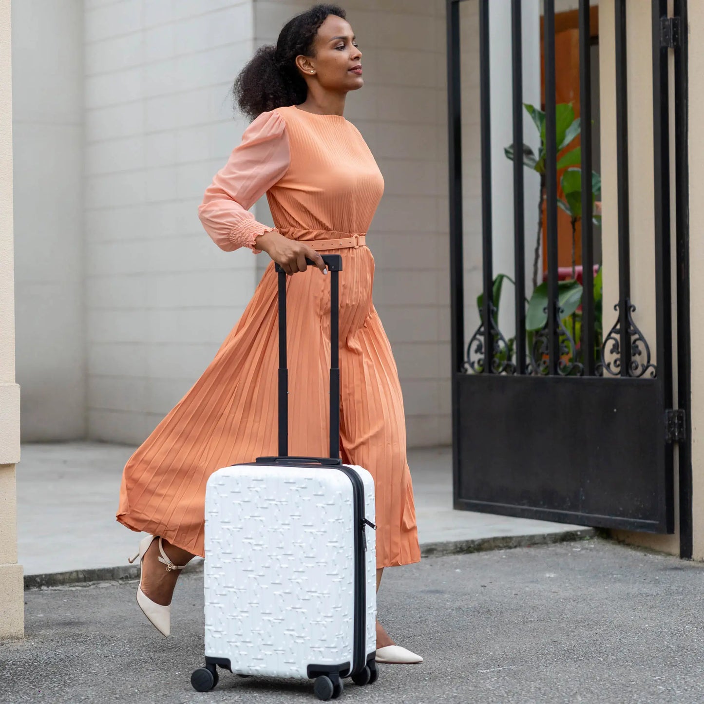 Wayfarer Monogram Expandable Luggage Set ELLE