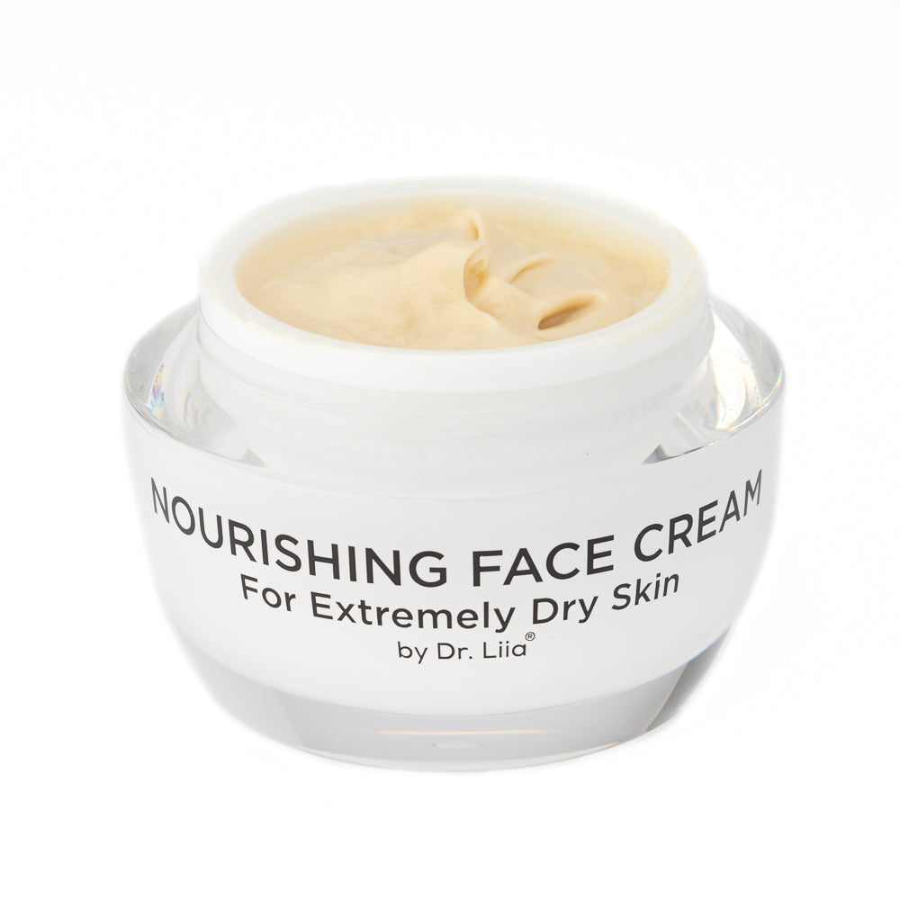 Nourishing Face Cream with Hydrating Oils for Dry Skin