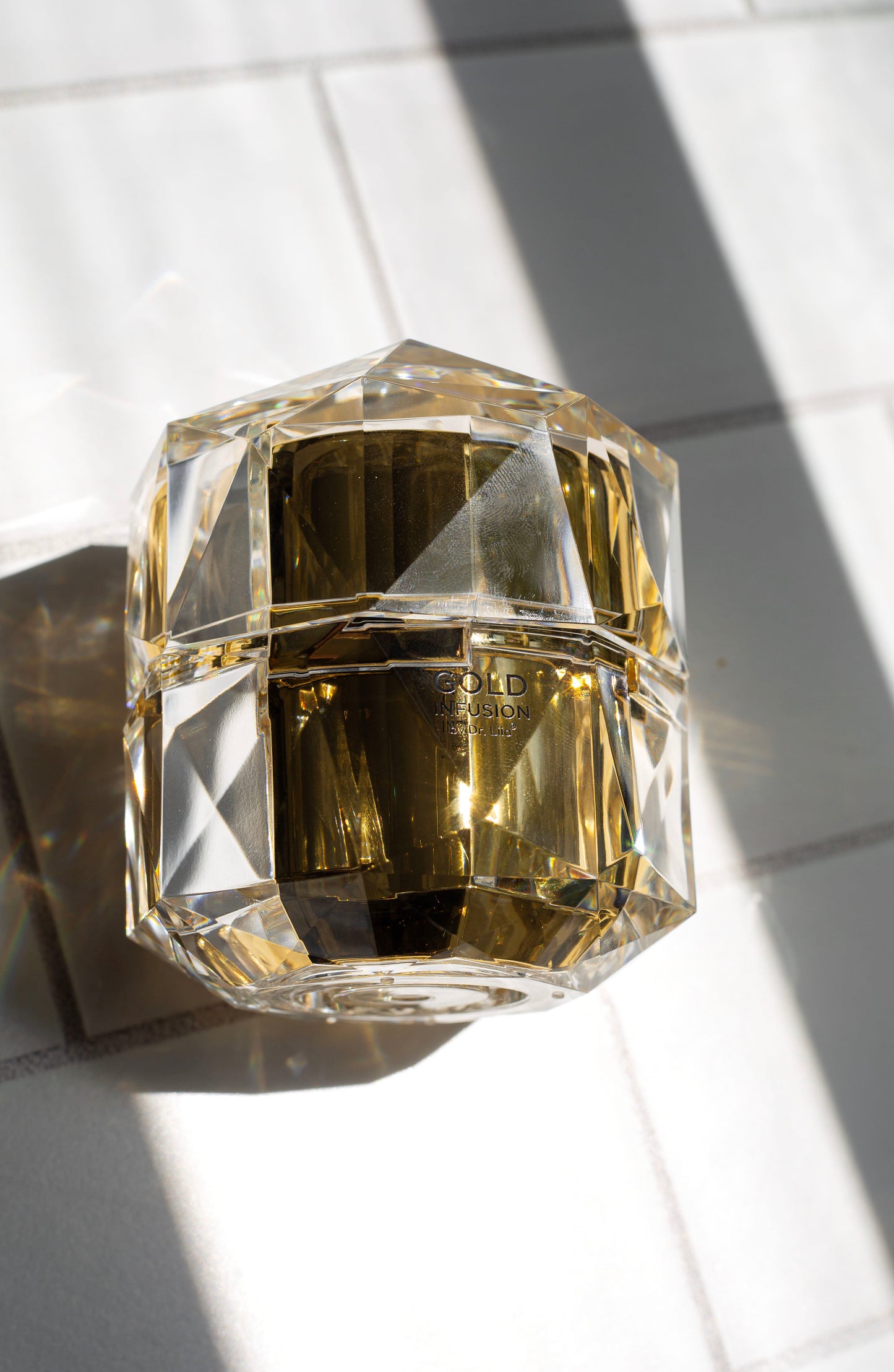 Gold Peptide Moisturizer with Niacinamide and Ceramide Face Cream