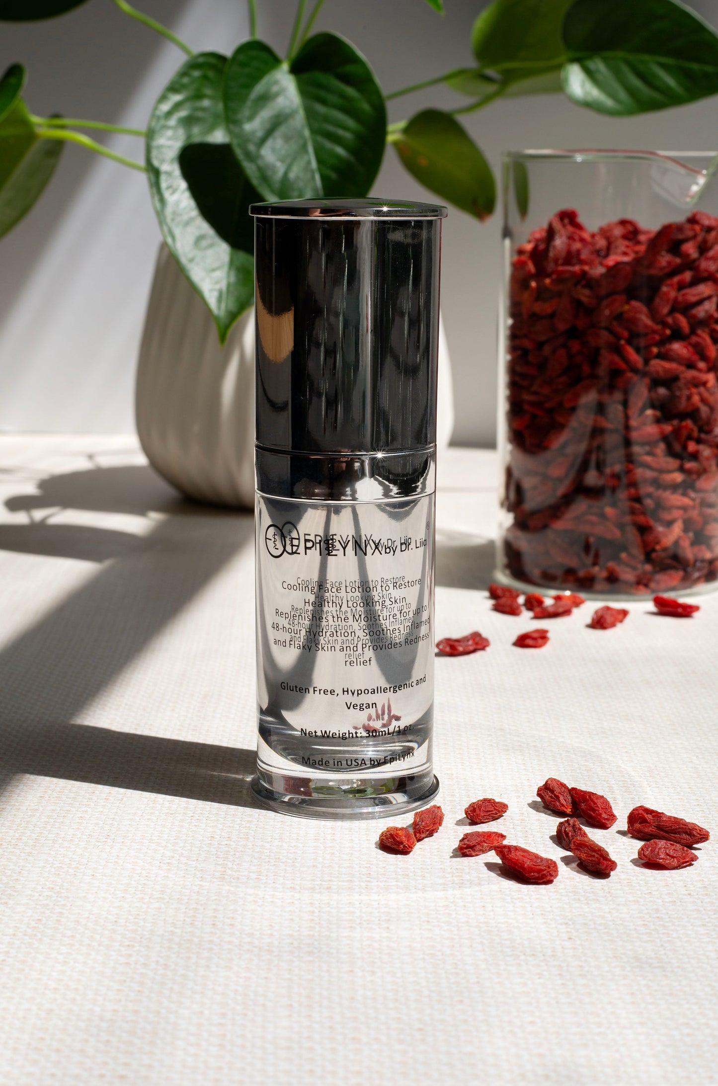 Face Moisturizer Lightweight for Sensitive and Dry Skin