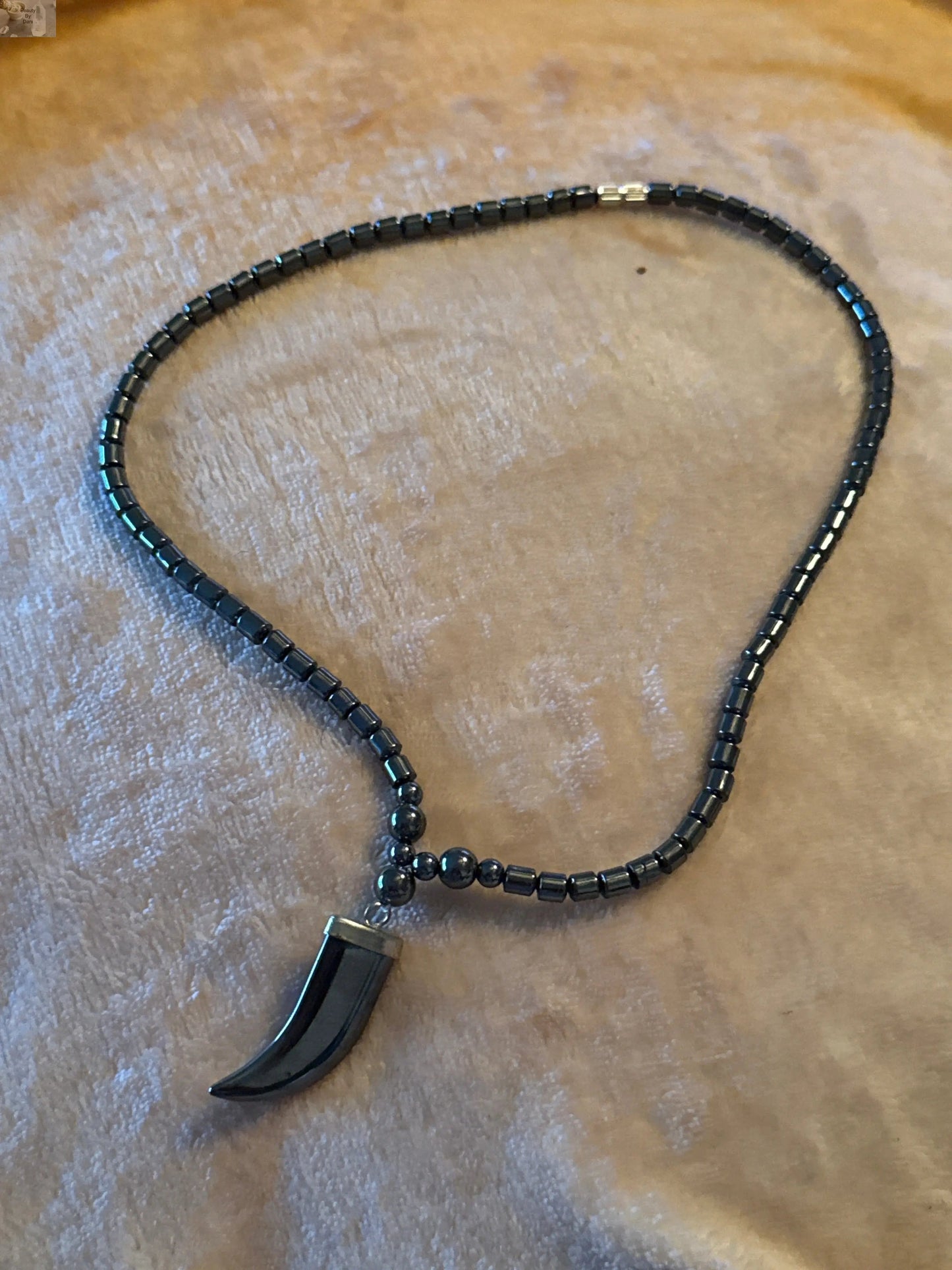 Hematite Grounding Horn Necklace Jewelry